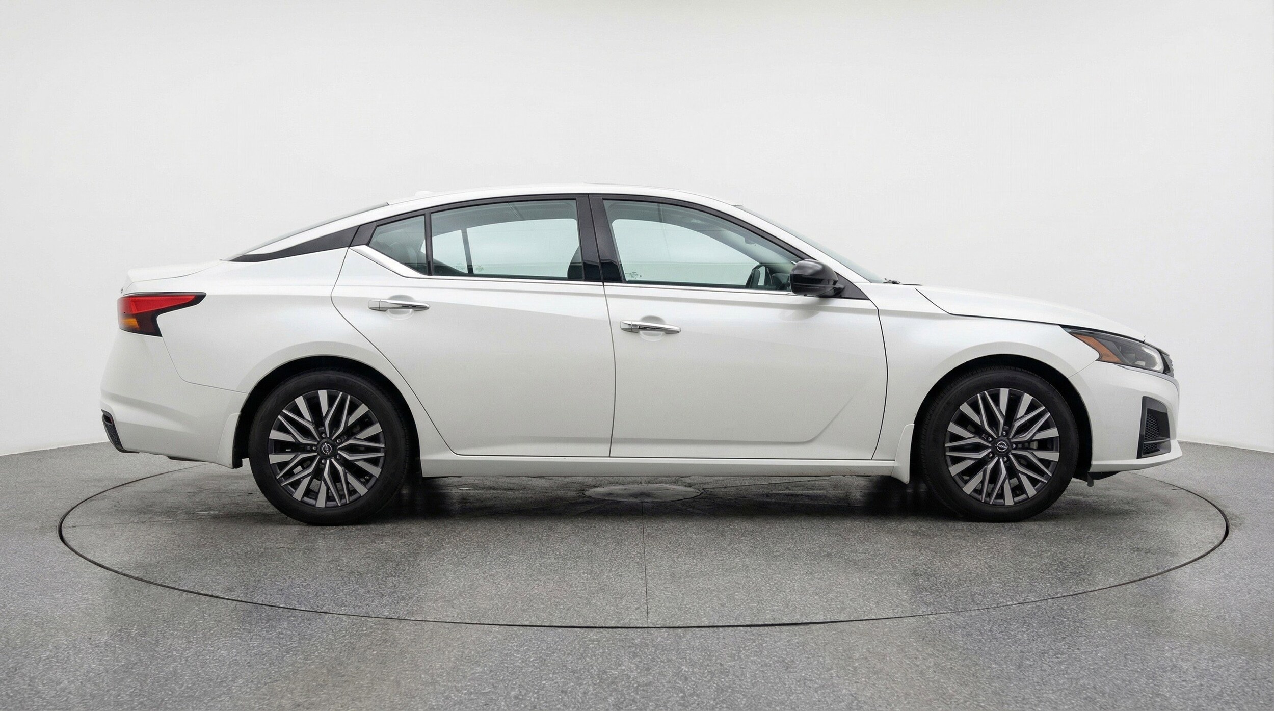 Thumbnail: 2025 Nissan Altima - 11