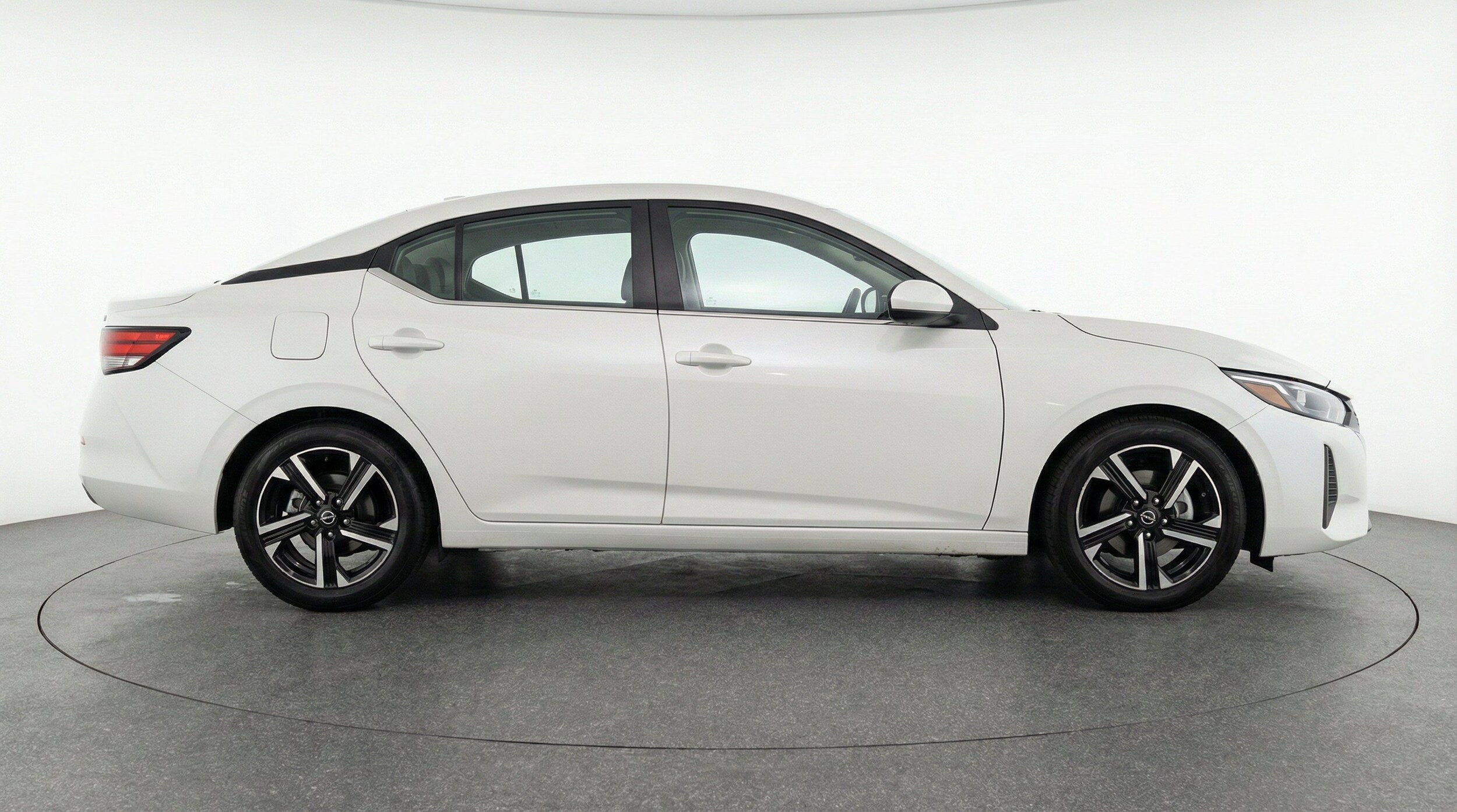Thumbnail: 2025 Nissan Sentra - 11
