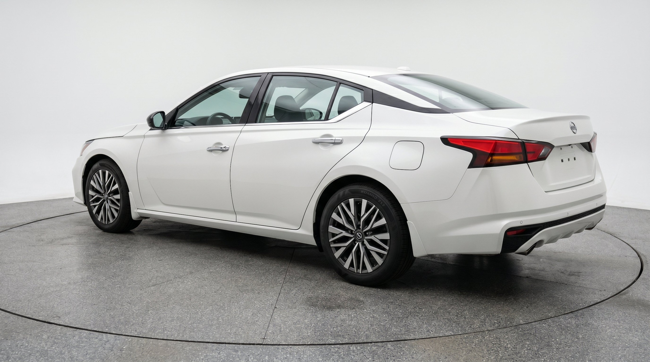 Thumbnail: 2025 Nissan Altima - 6