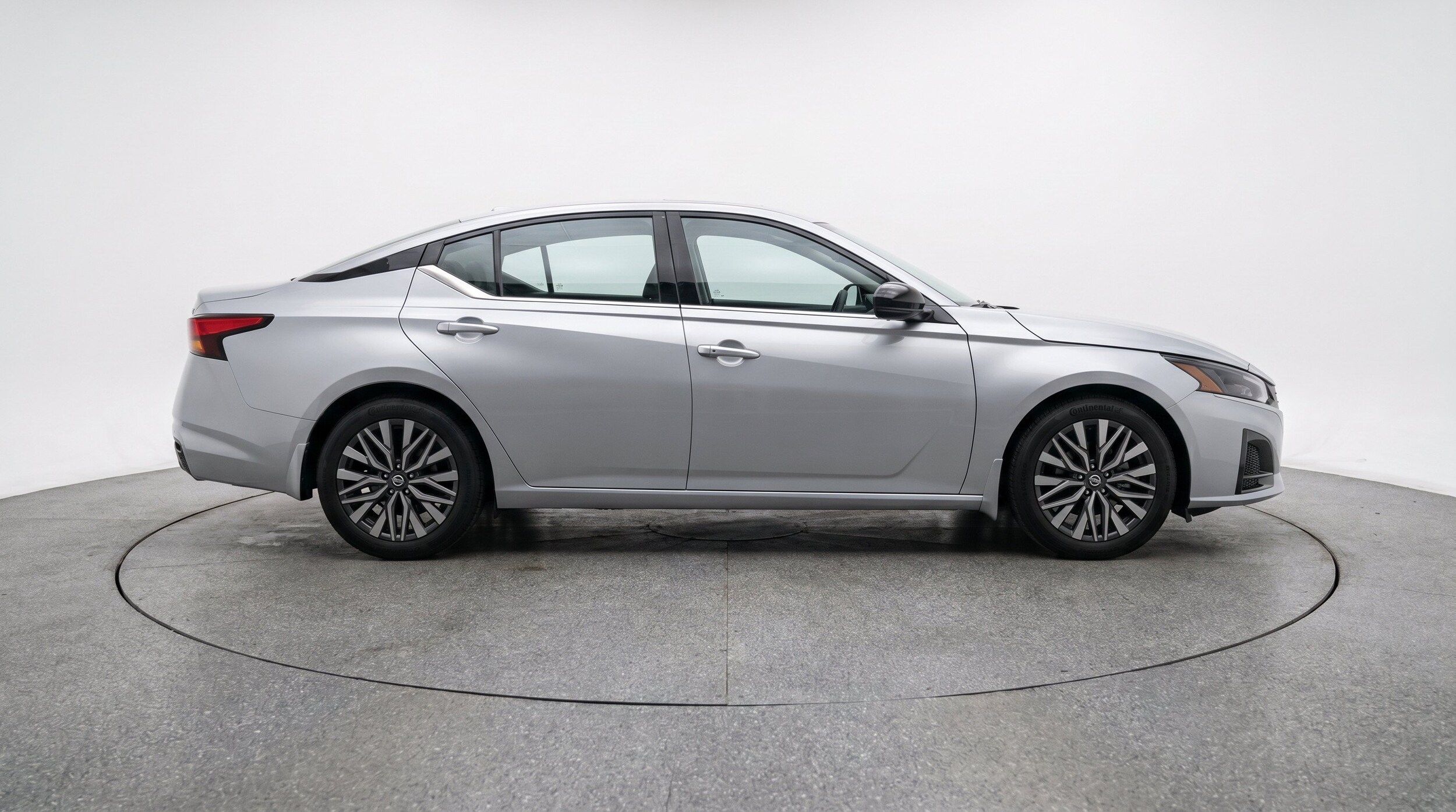Thumbnail: 2025 Nissan Altima - 10