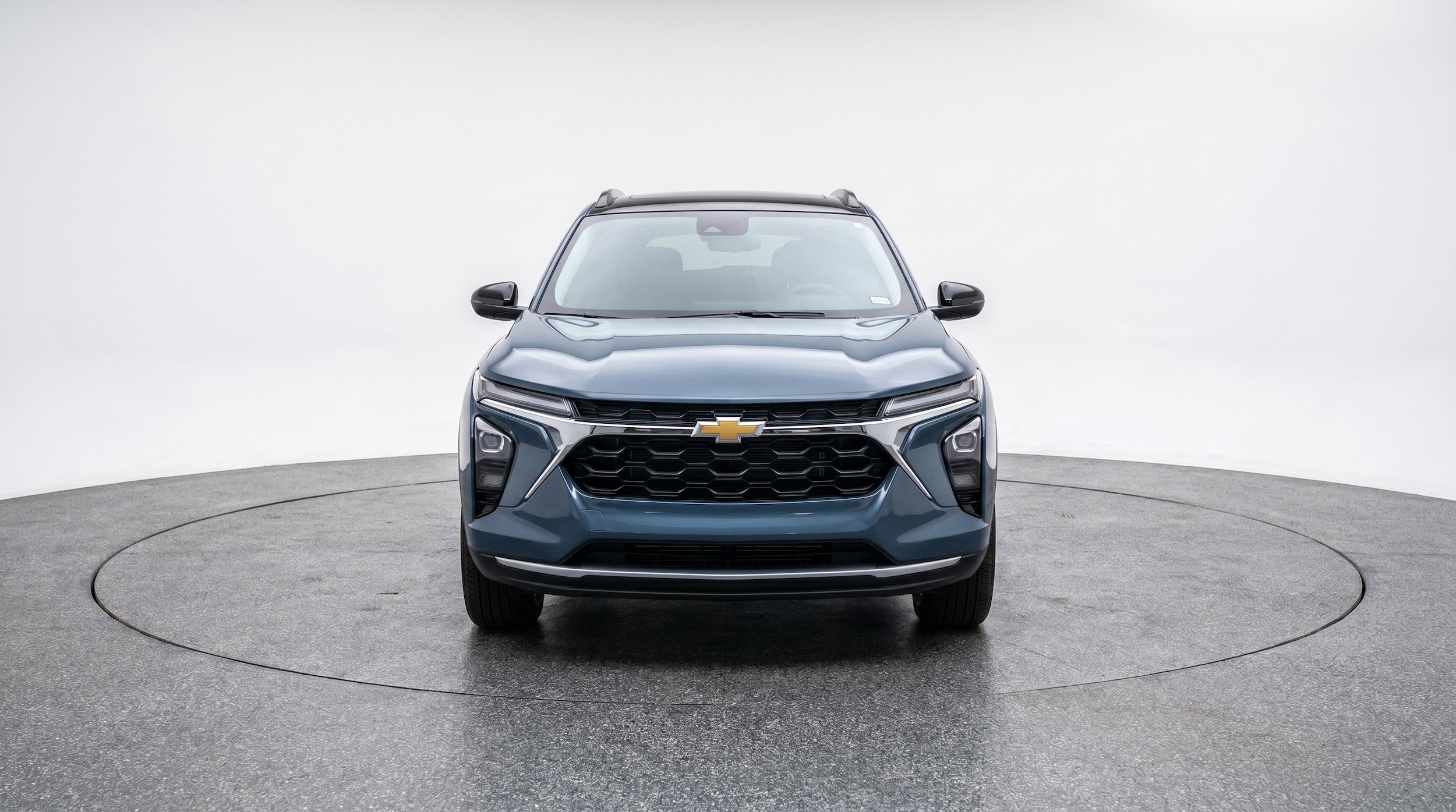 Thumbnail: 2025 Chevrolet Trax - 2