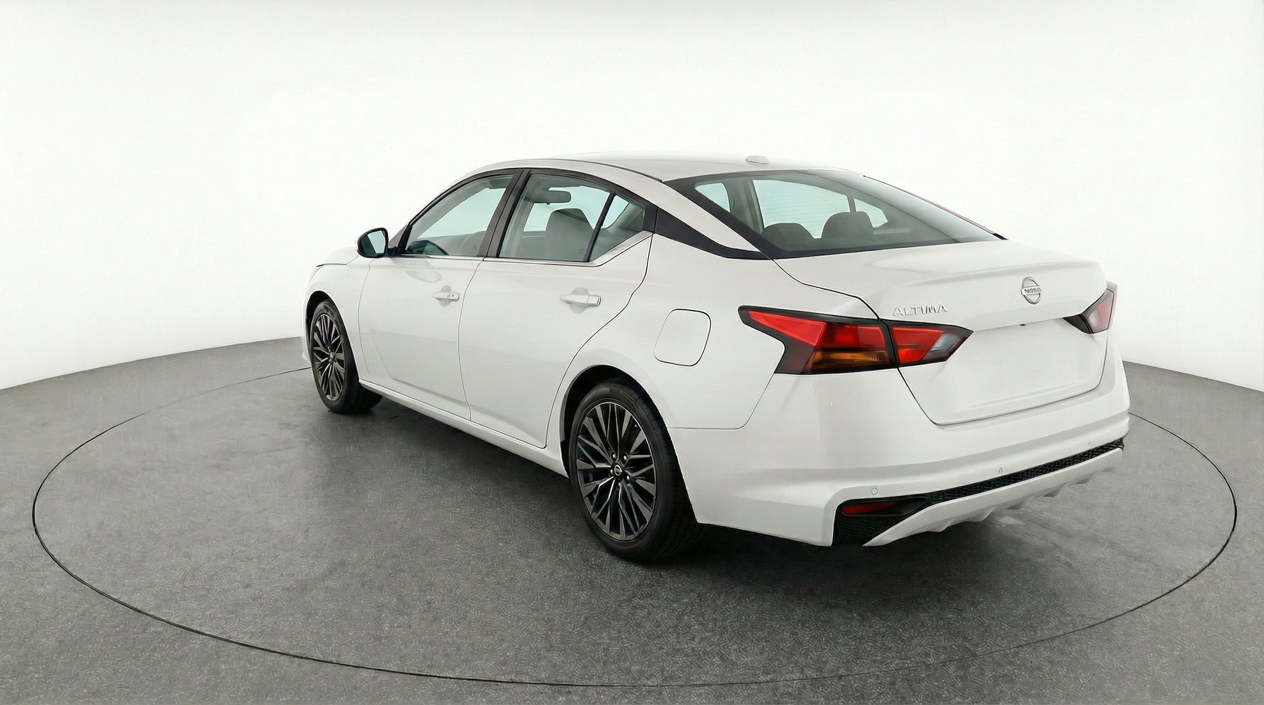 Thumbnail: 2025 Nissan Altima - 6