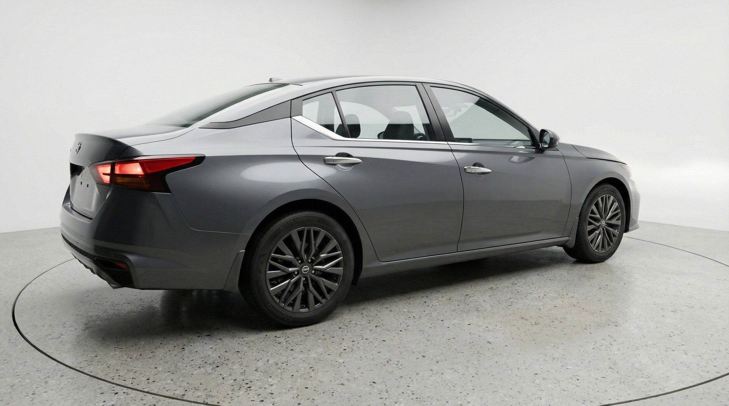 Thumbnail: 2025 Nissan Altima - 9