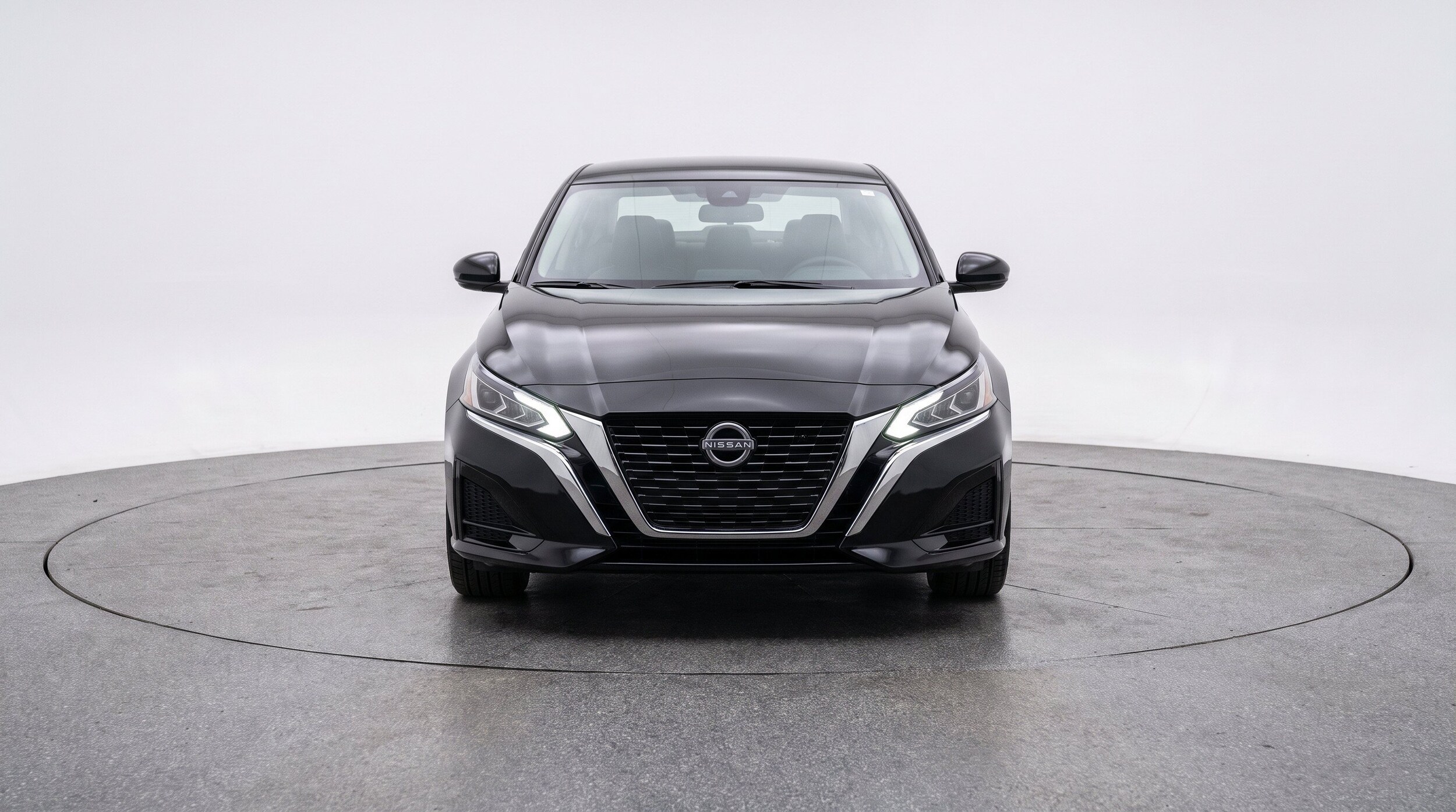 Thumbnail: 2025 Nissan Altima - 2