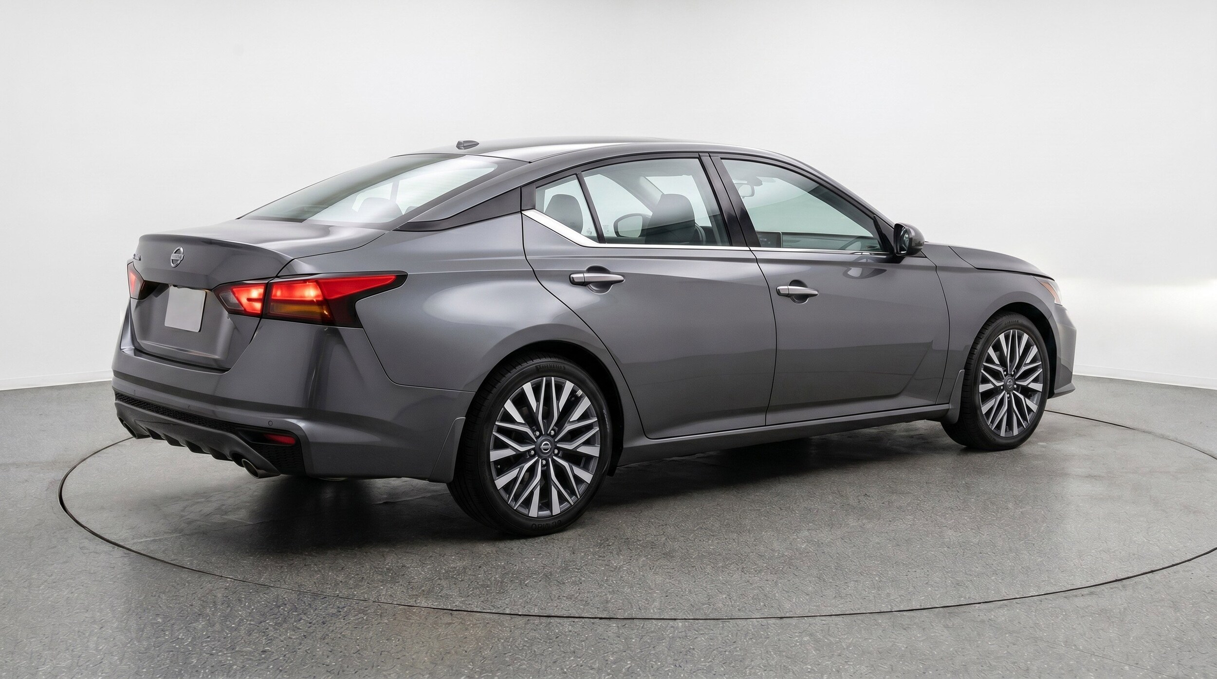 Thumbnail: 2025 Nissan Altima - 9