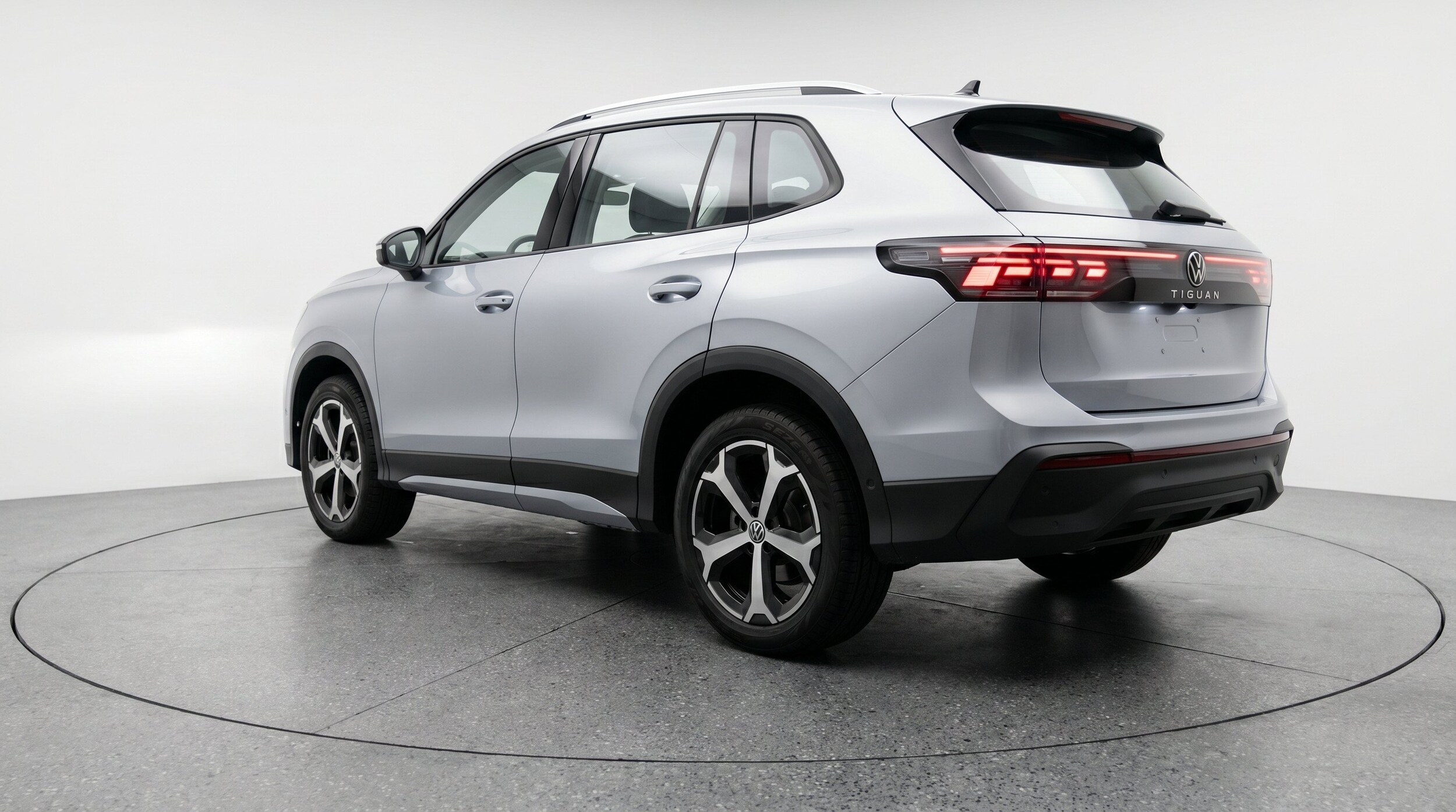 Thumbnail: 2026 Volkswagen Tiguan - 6