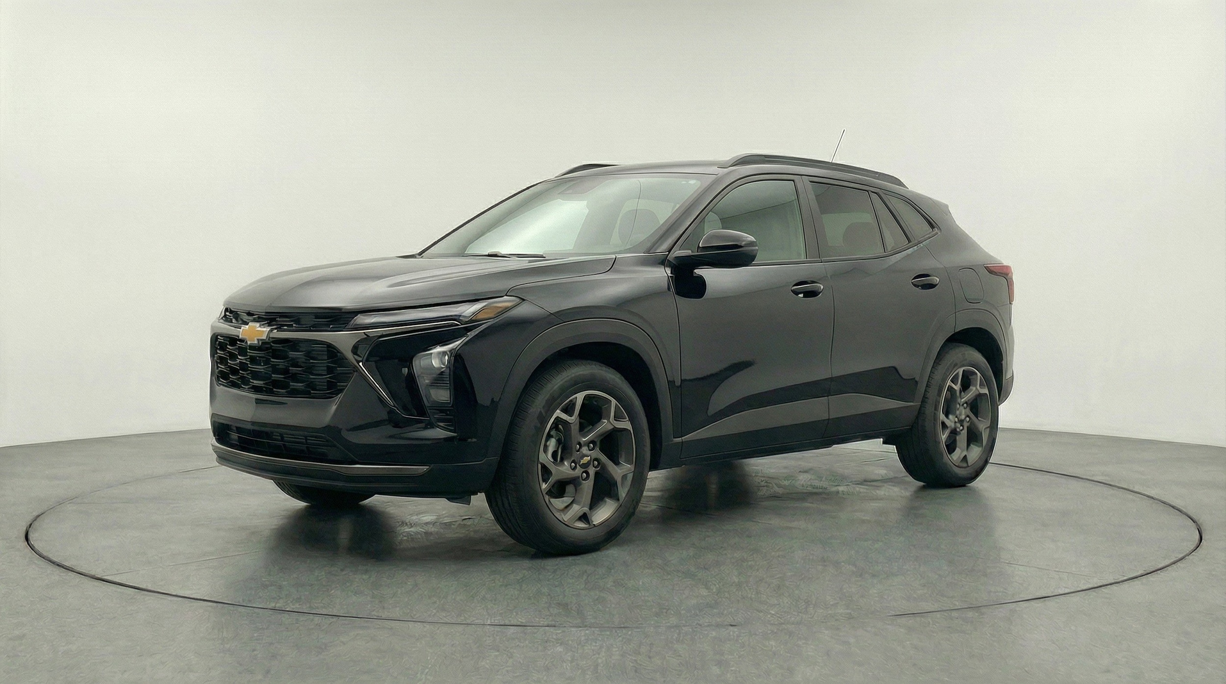 Thumbnail: 2025 Chevrolet Trax - 3