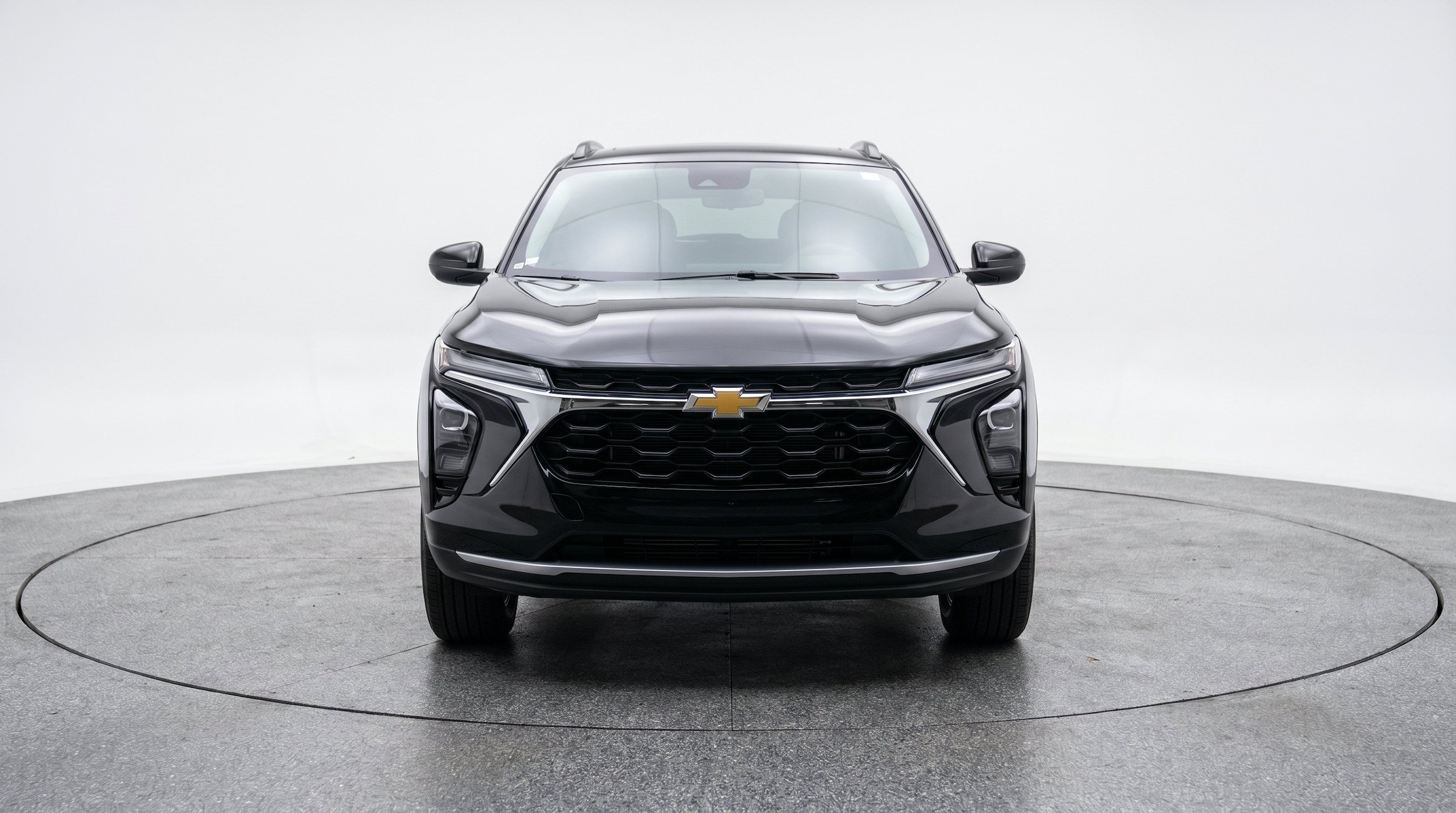 Thumbnail: 2025 Chevrolet Trax - 2