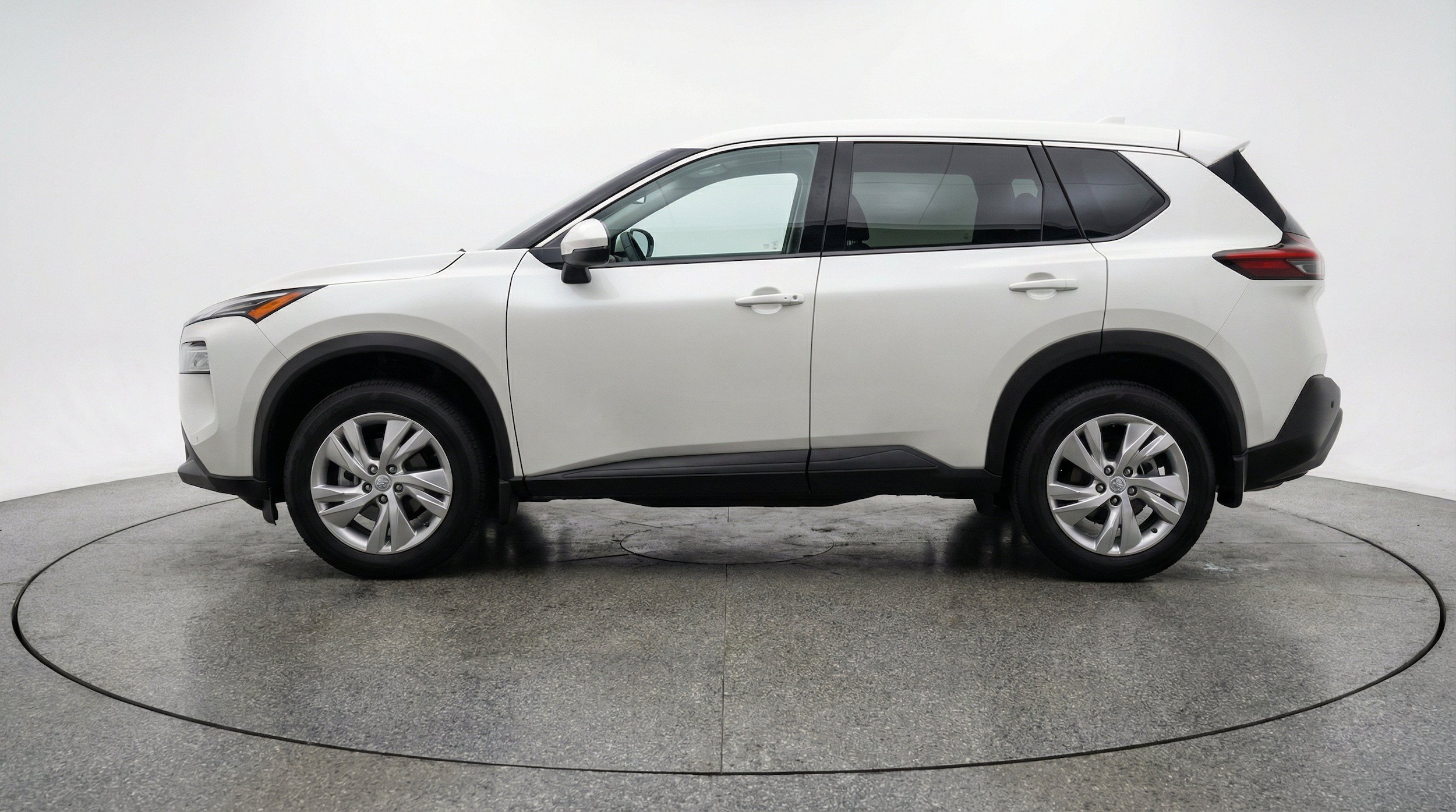 Thumbnail: 2025 Nissan Rogue - 5