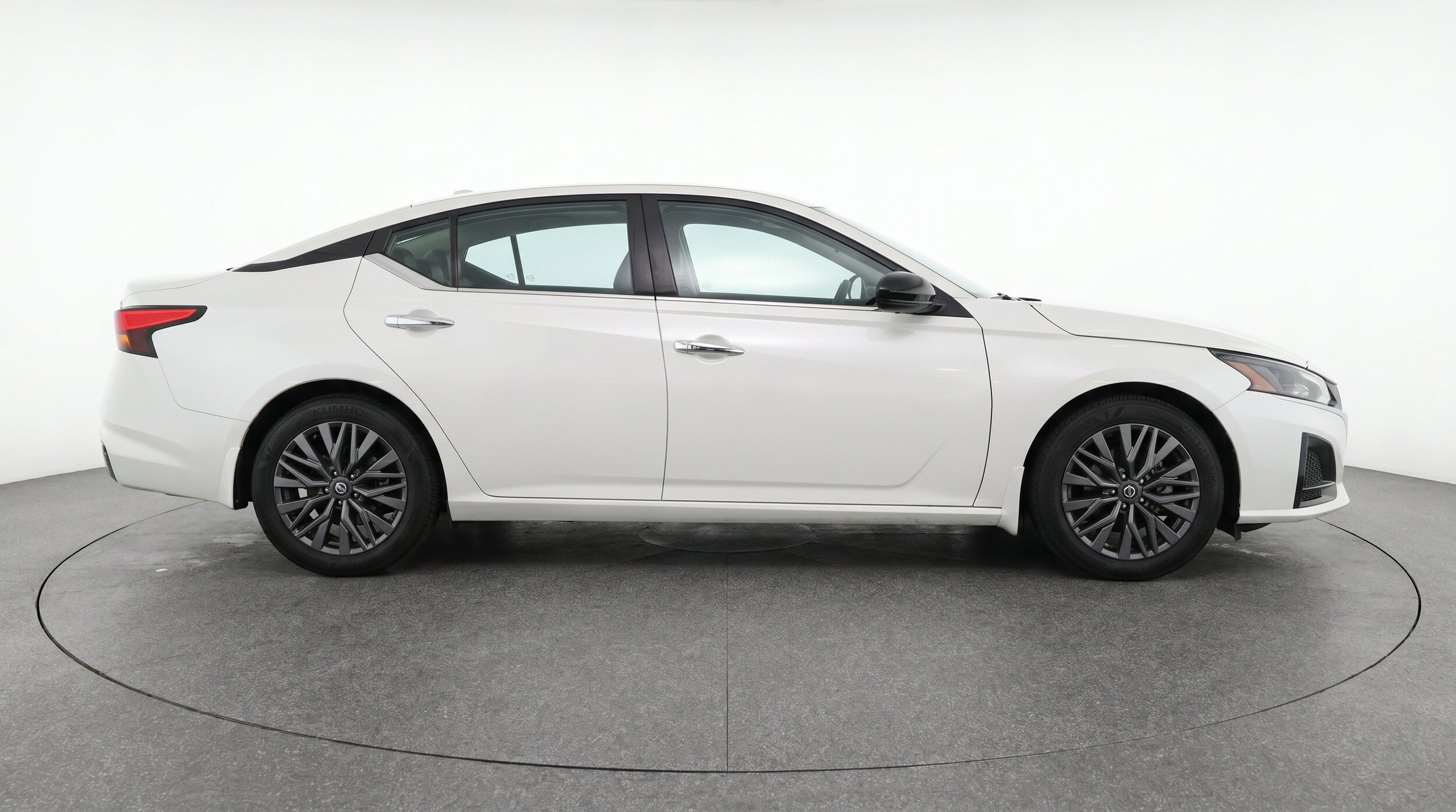 Thumbnail: 2025 Nissan Altima - 11