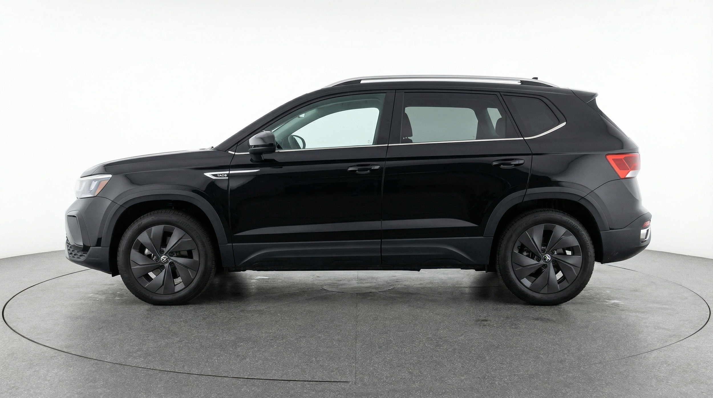 Thumbnail: 2026 Volkswagen Taos - 5