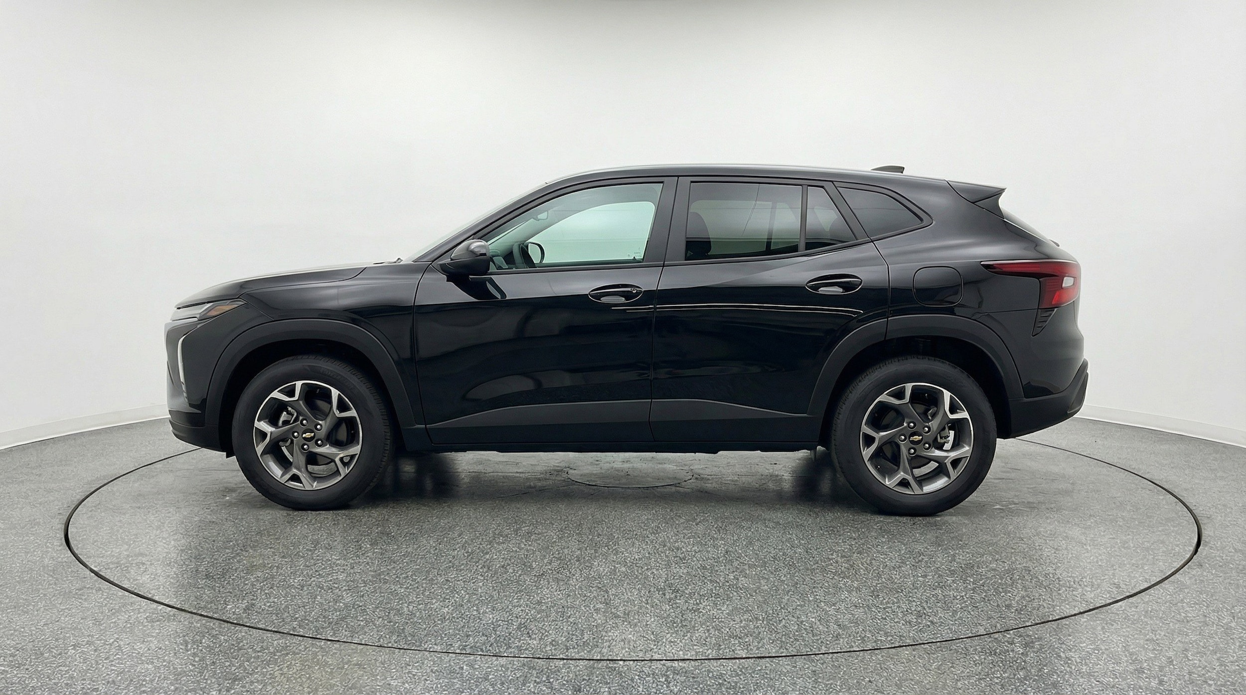 Thumbnail: 2025 Chevrolet Trax - 5