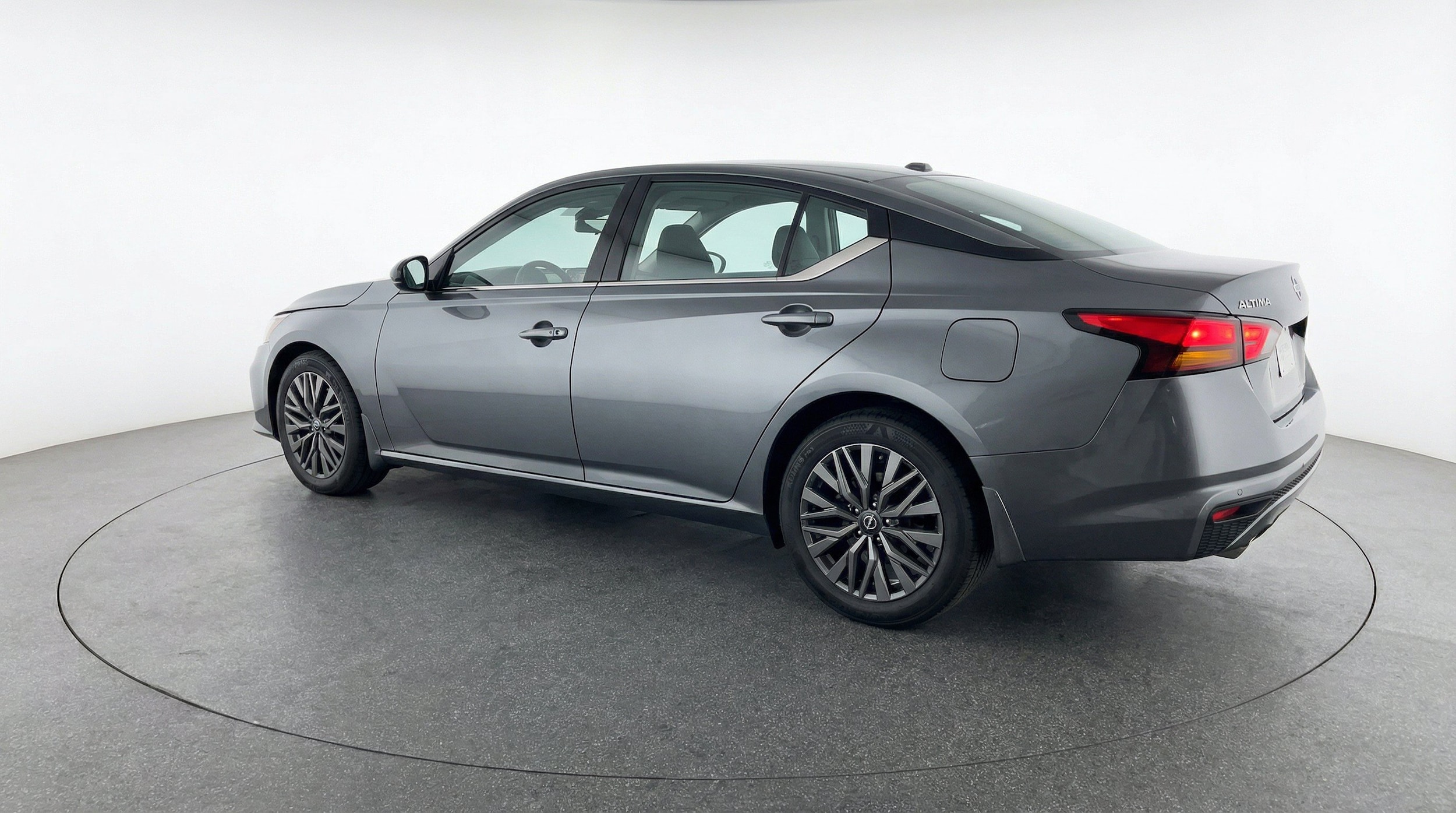 Thumbnail: 2025 Nissan Altima - 6
