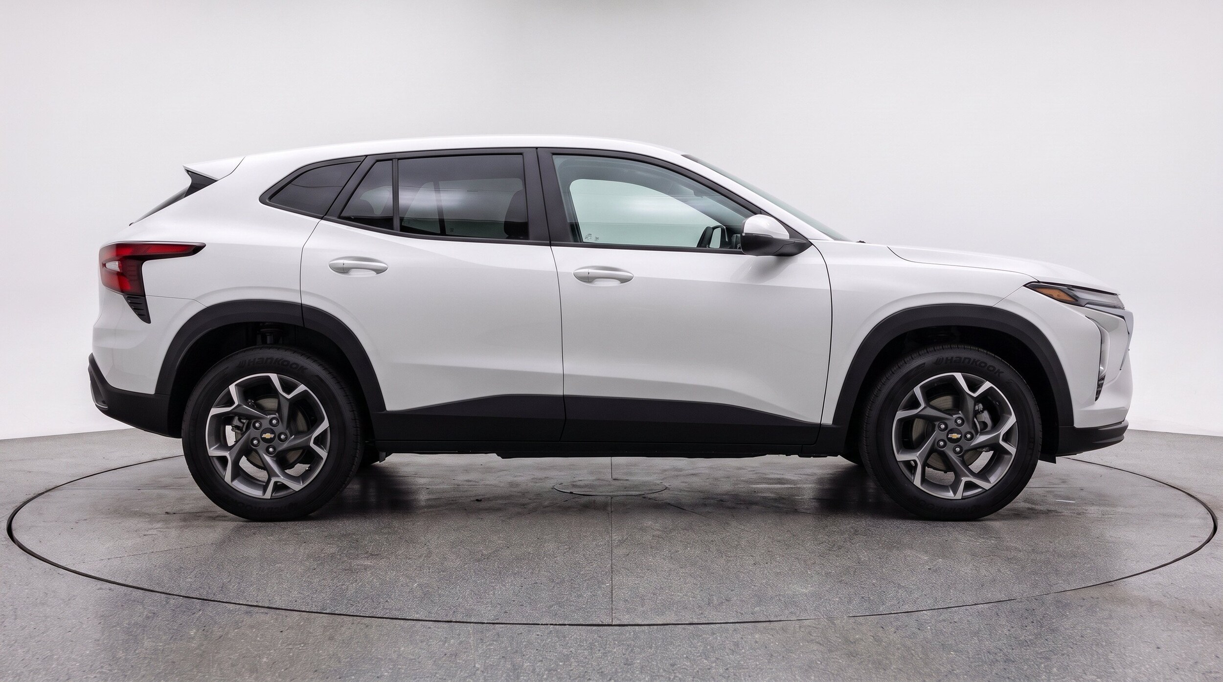 Thumbnail: 2025 Chevrolet Trax - 10