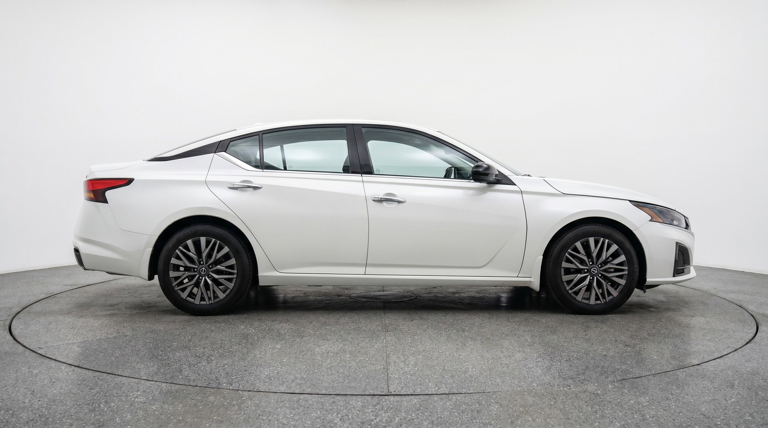 Thumbnail: 2025 Nissan Altima - 11