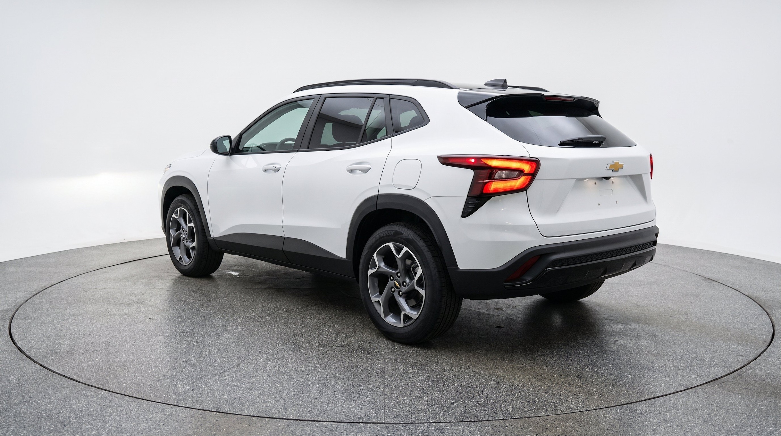 Thumbnail: 2025 Chevrolet Trax - 6