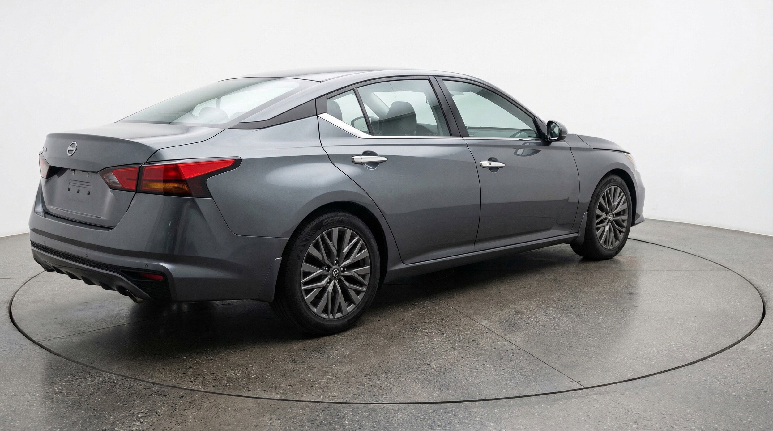 Thumbnail: 2025 Nissan Altima - 9