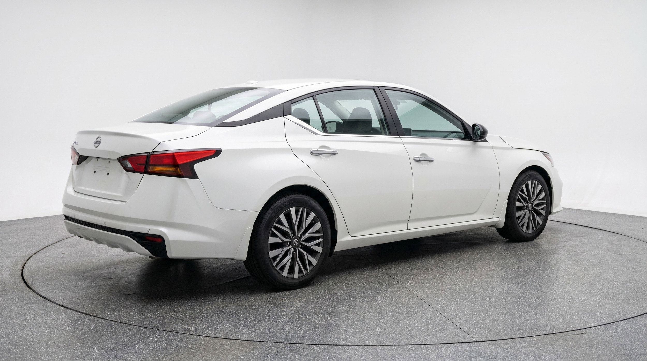 Thumbnail: 2025 Nissan Altima - 9