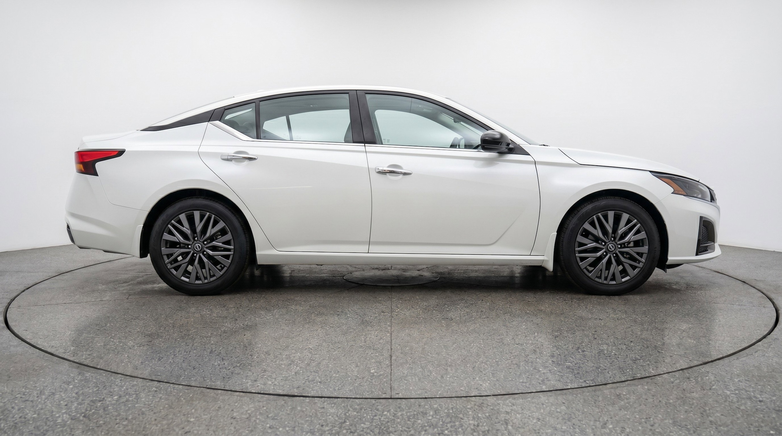 Thumbnail: 2025 Nissan Altima - 11