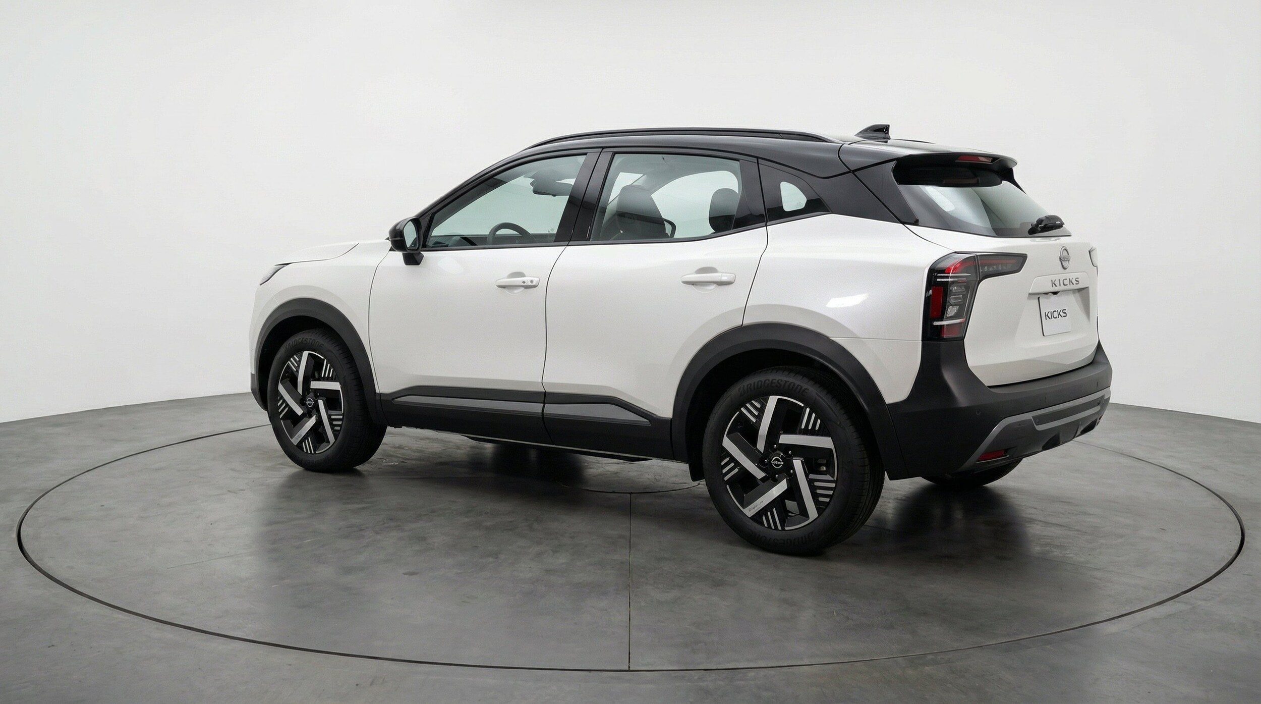 Thumbnail: 2026 Nissan Kicks - 6