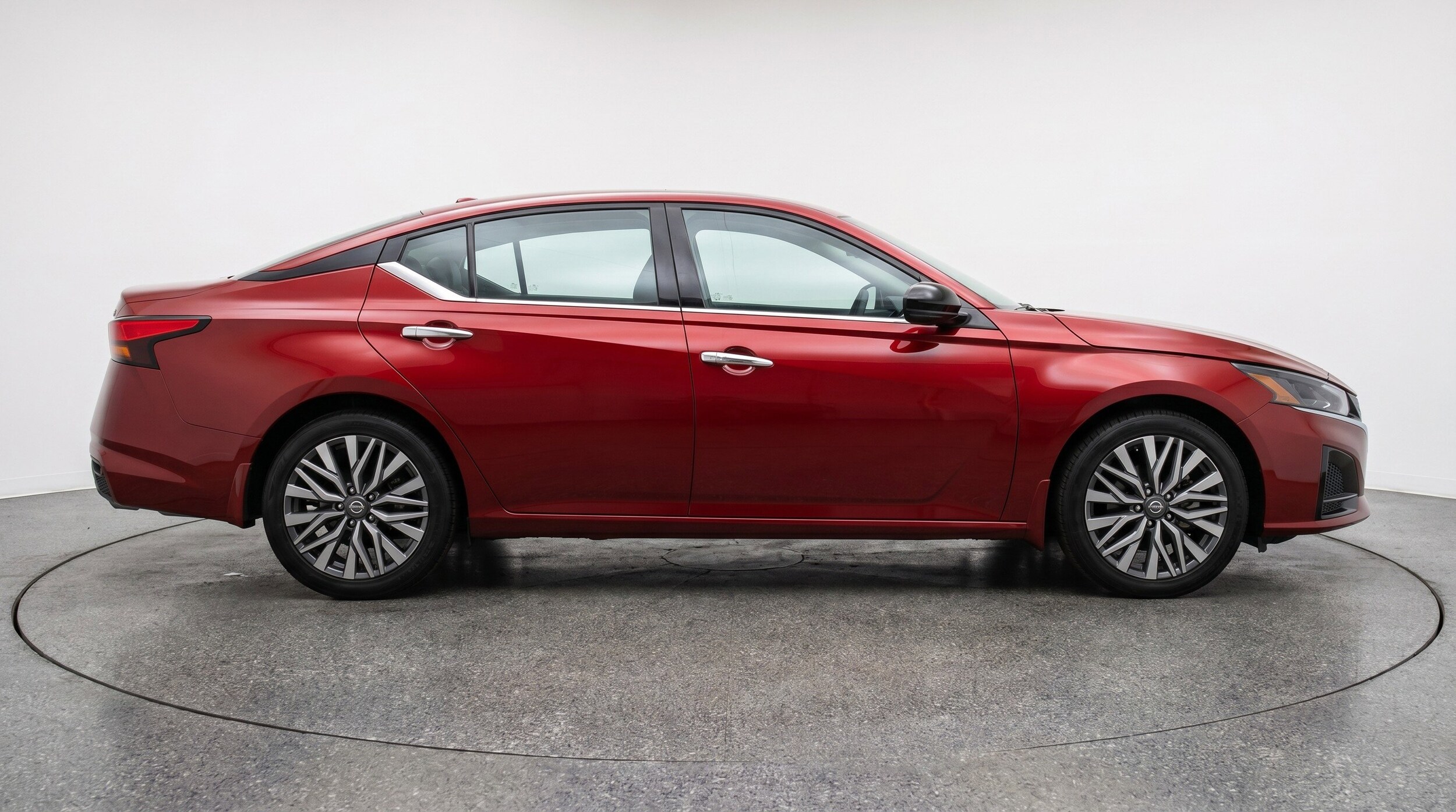 Thumbnail: 2025 Nissan Altima - 11