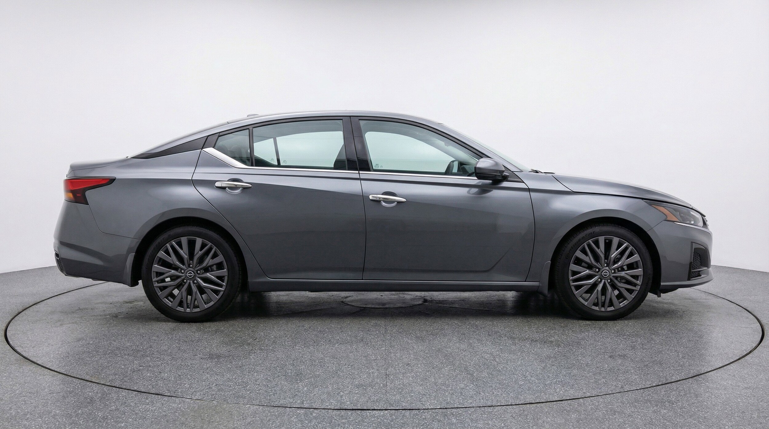 Thumbnail: 2025 Nissan Altima - 11