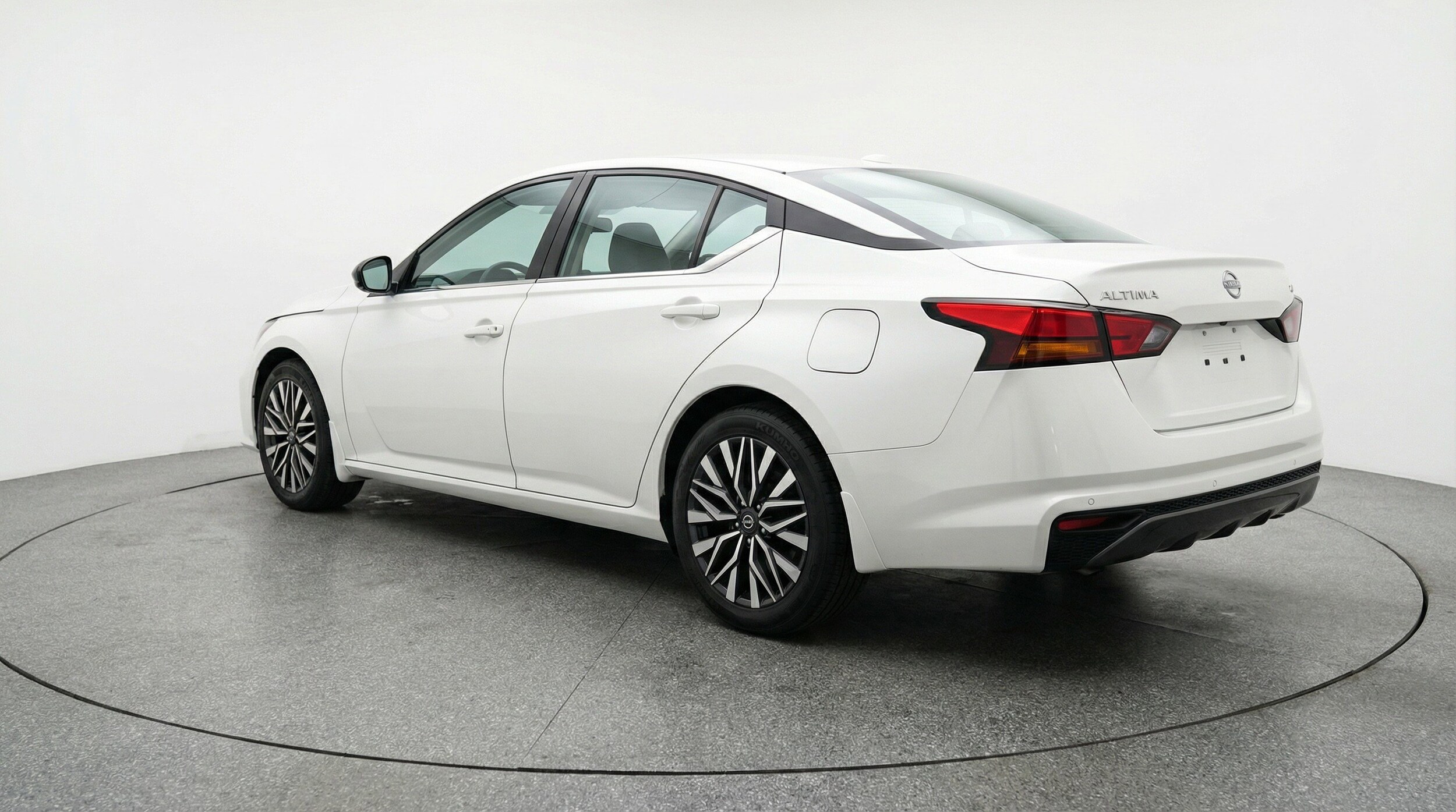 Thumbnail: 2025 Nissan Altima - 6