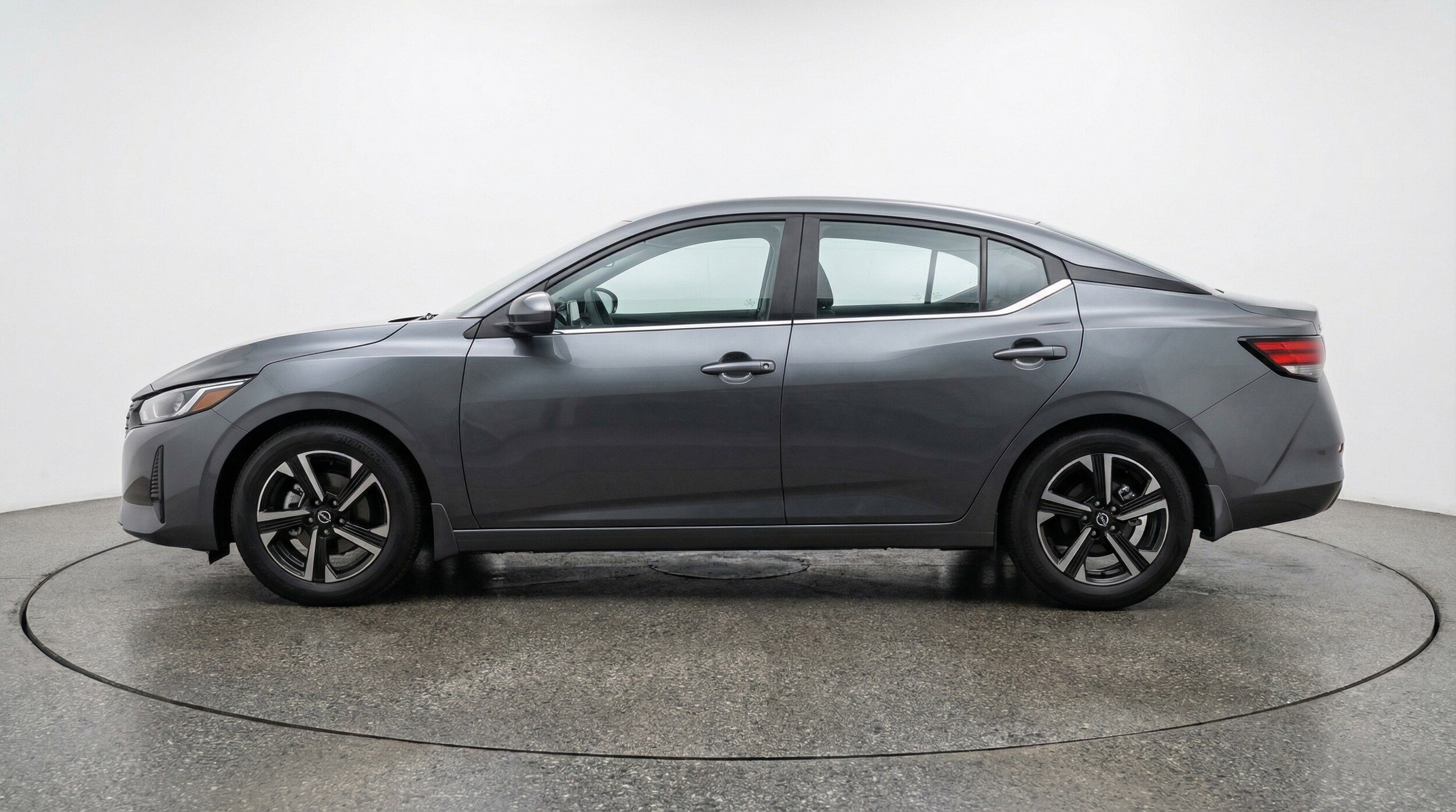 Thumbnail: 2025 Nissan Sentra - 5