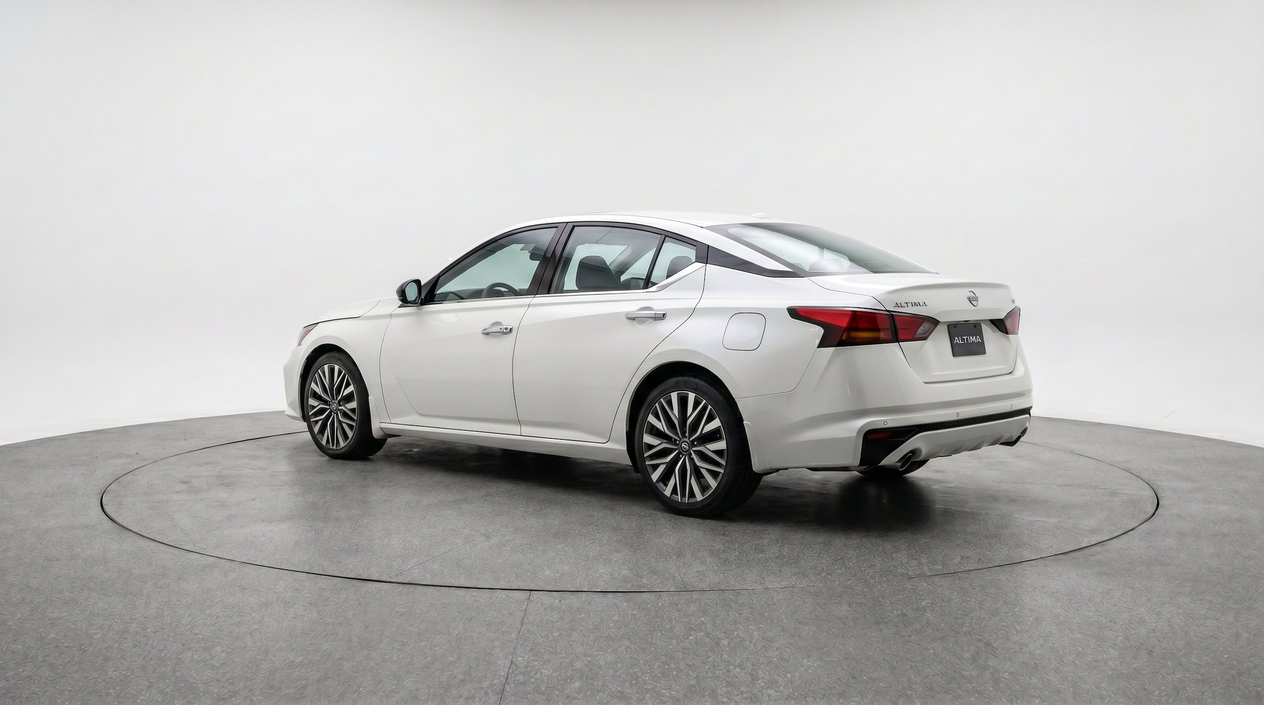 Thumbnail: 2025 Nissan Altima - 6