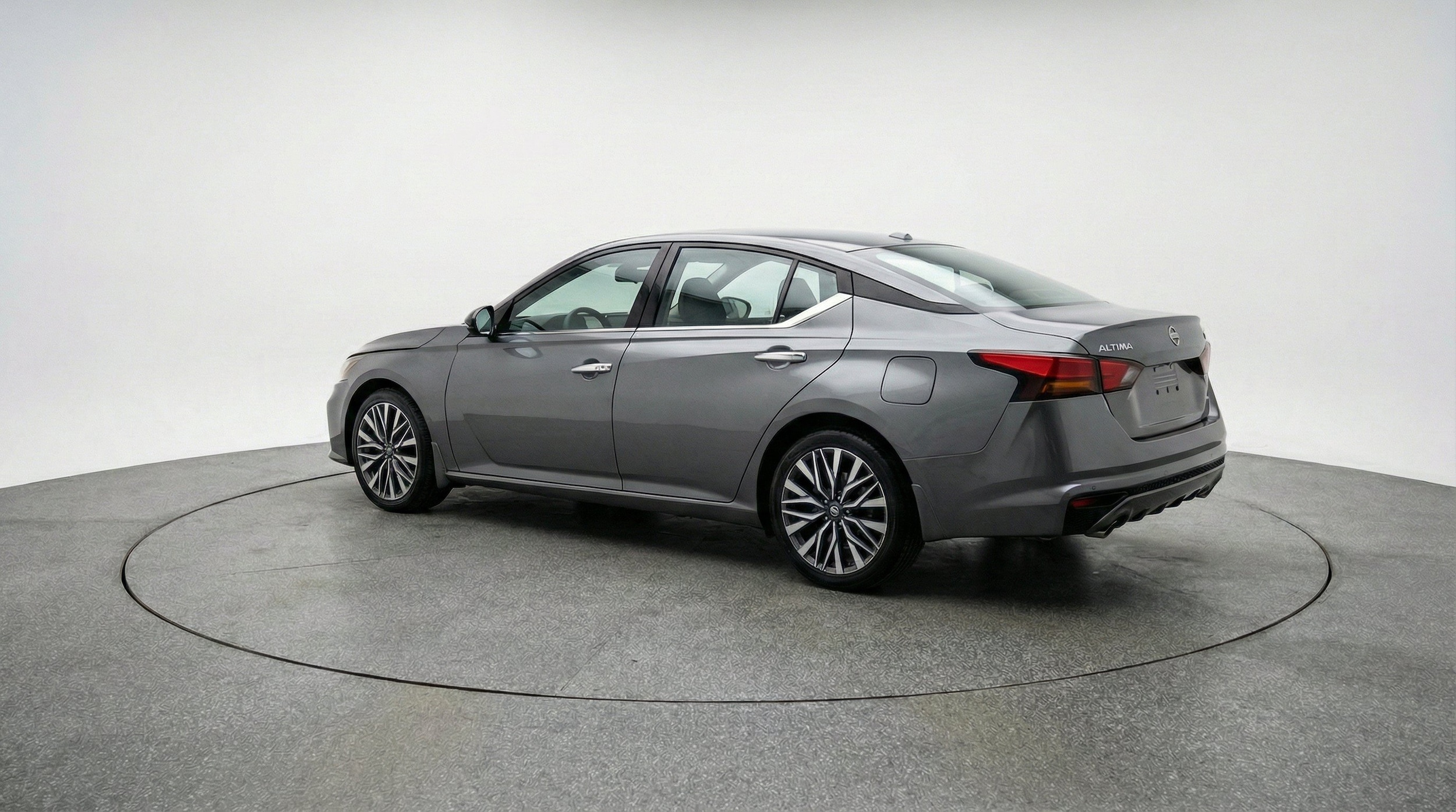 Thumbnail: 2025 Nissan Altima - 6