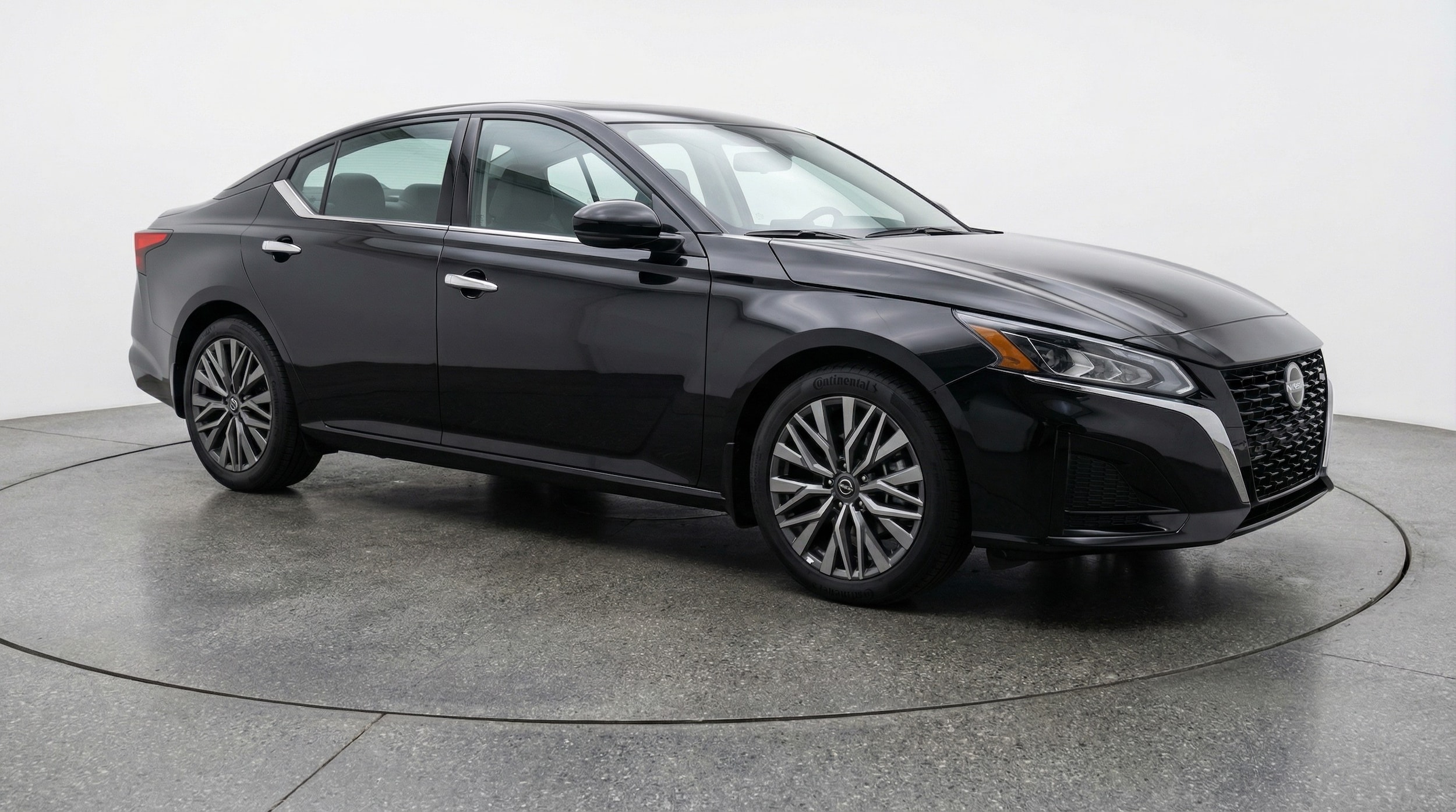 Thumbnail: 2025 Nissan Altima - 1