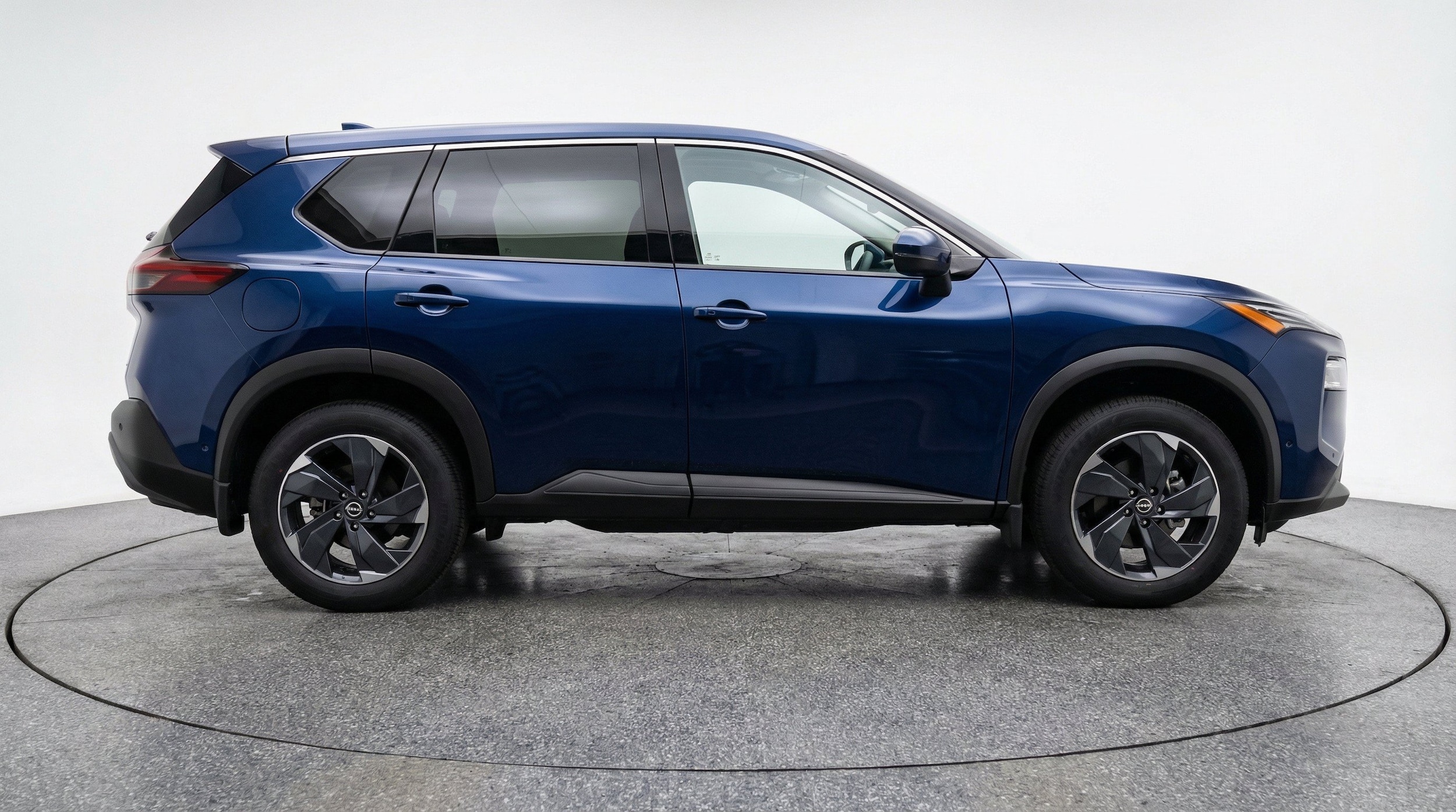 Thumbnail: 2025 Nissan Rogue - 11