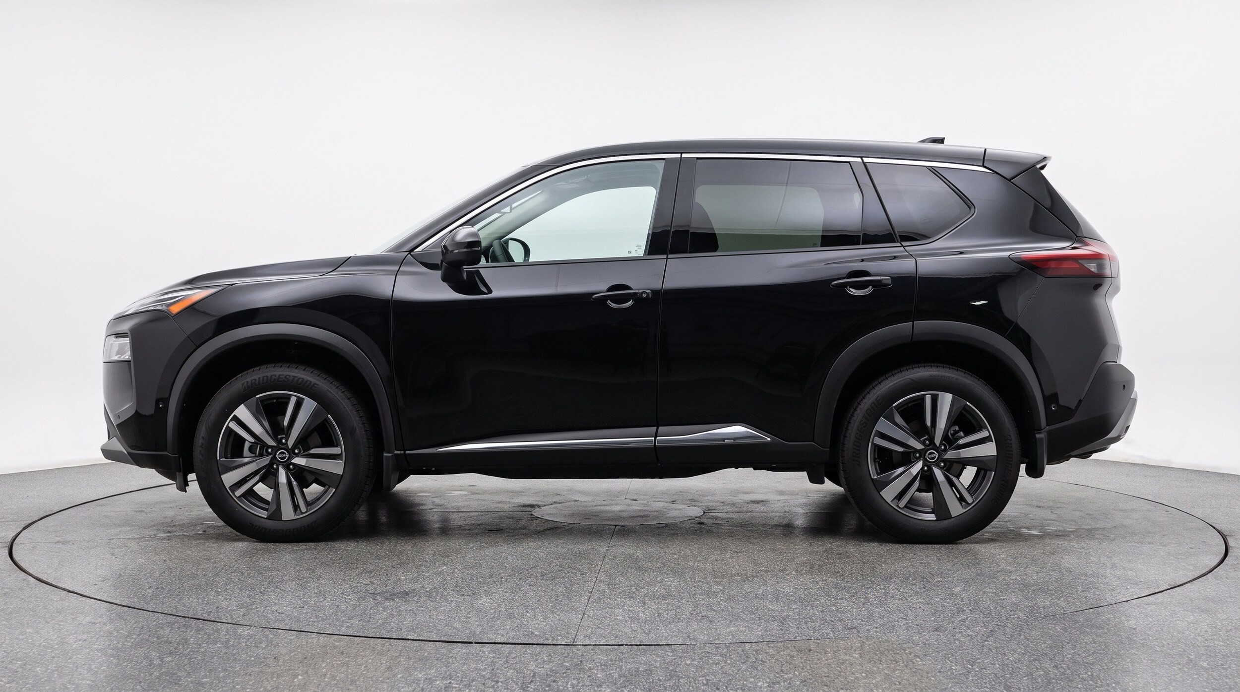 Thumbnail: 2026 Nissan Rogue - 5