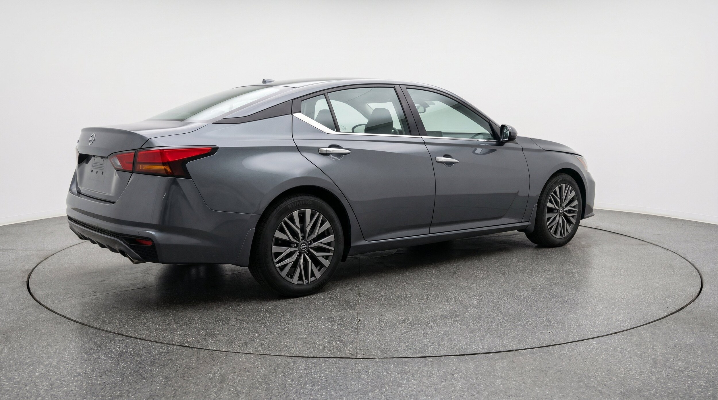 Thumbnail: 2025 Nissan Altima - 9