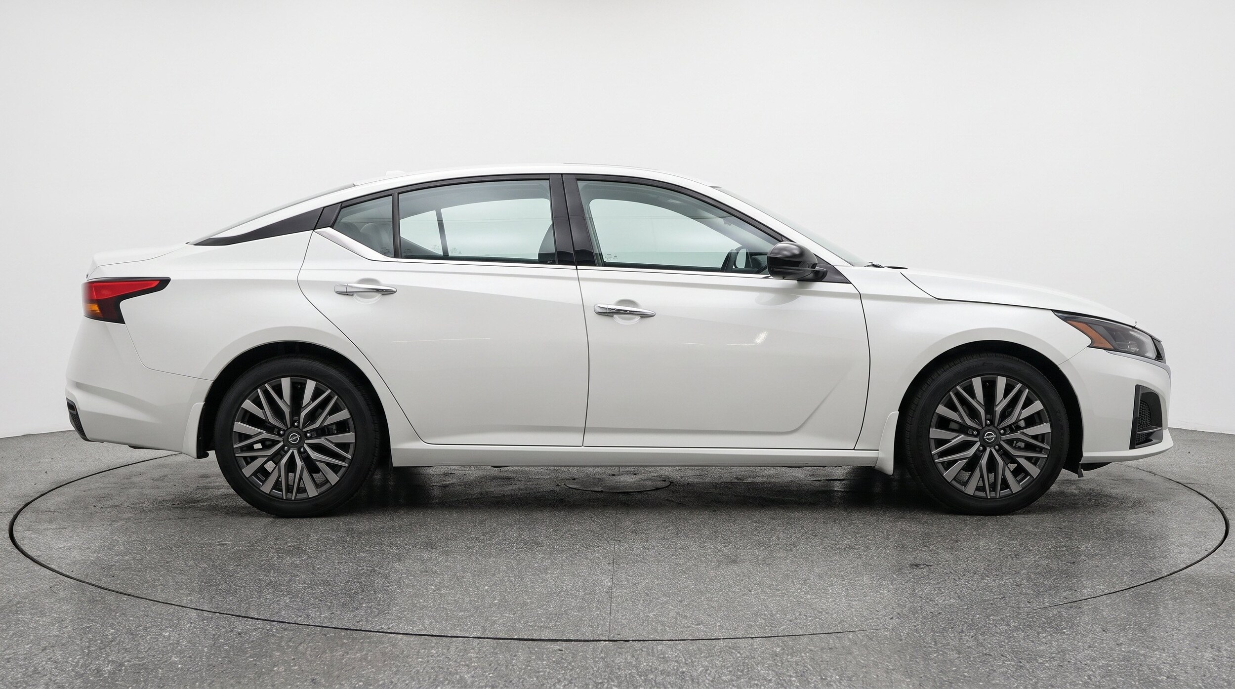 Thumbnail: 2025 Nissan Altima - 11