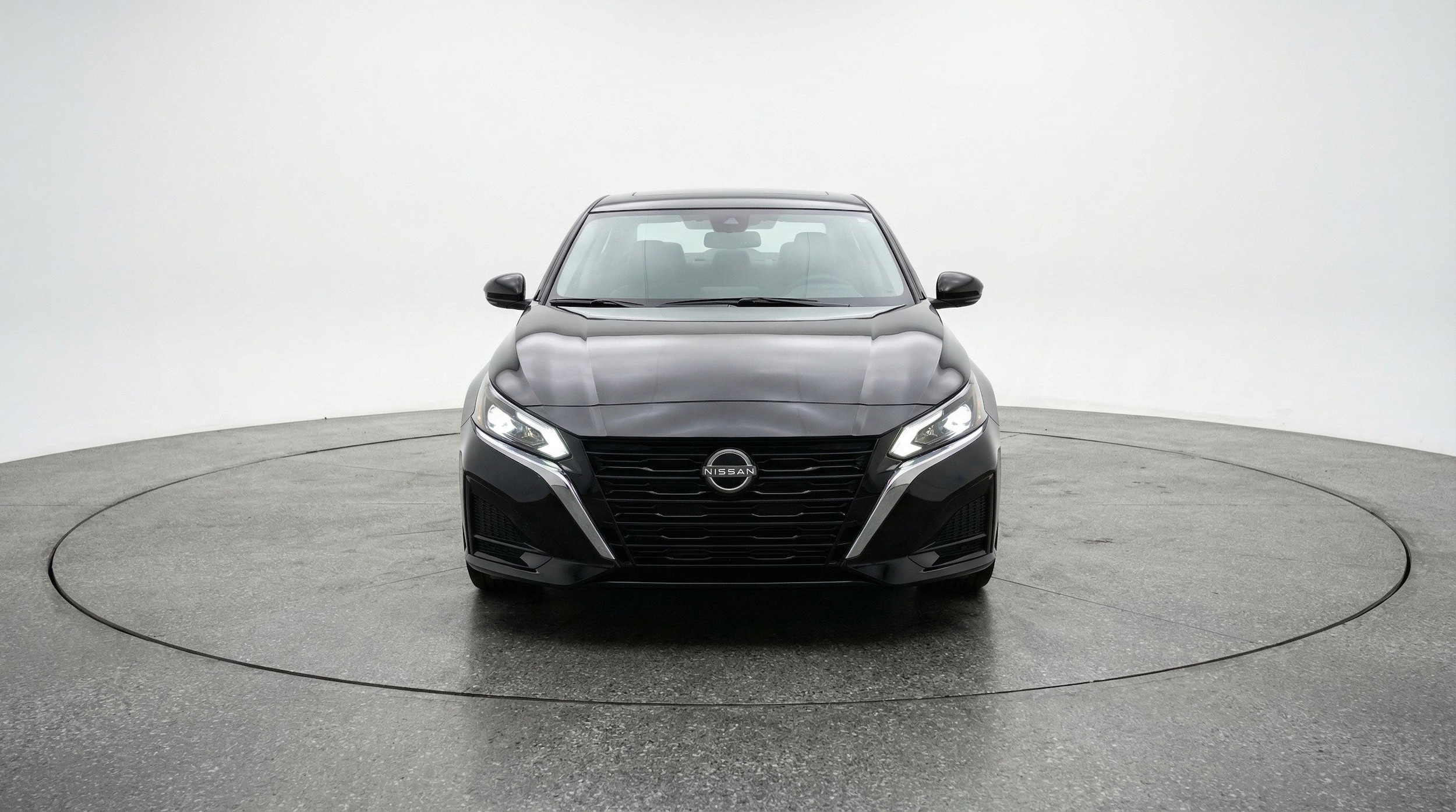 Thumbnail: 2025 Nissan Altima - 2