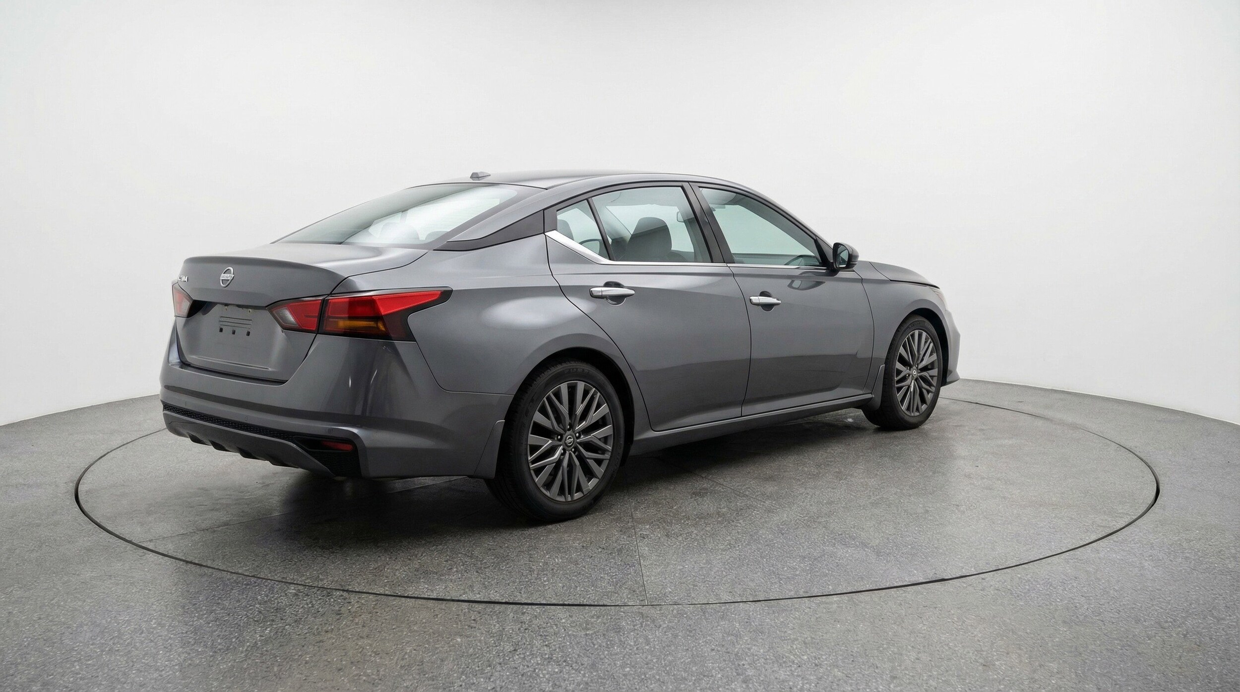 Thumbnail: 2025 Nissan Altima - 9