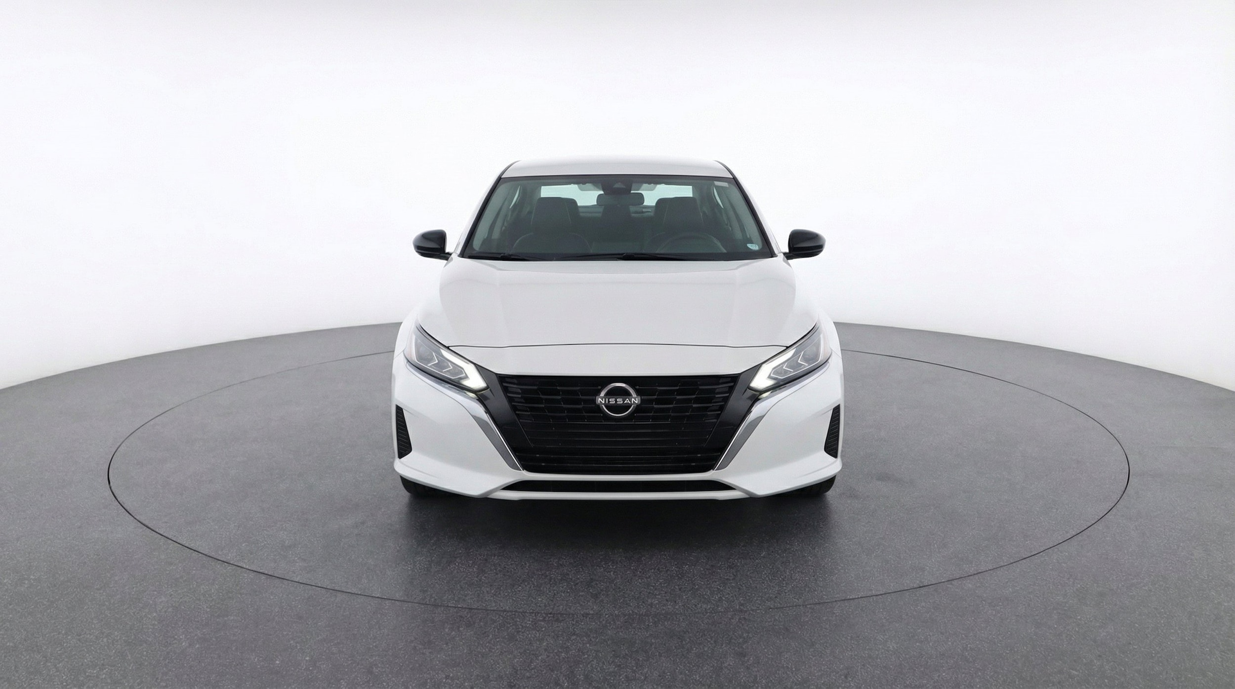 Thumbnail: 2025 Nissan Altima - 2