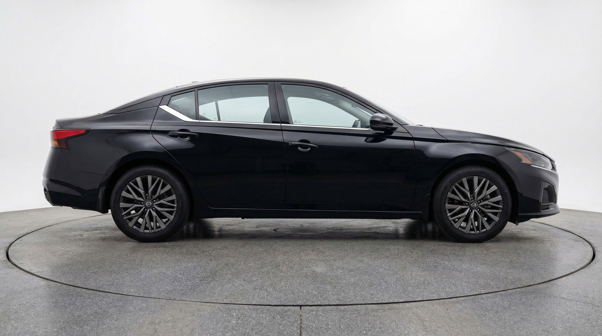Thumbnail: 2025 Nissan Altima - 11