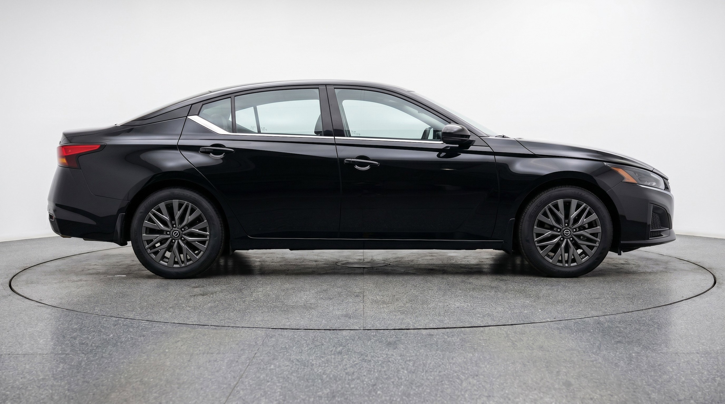 Thumbnail: 2025 Nissan Altima - 11