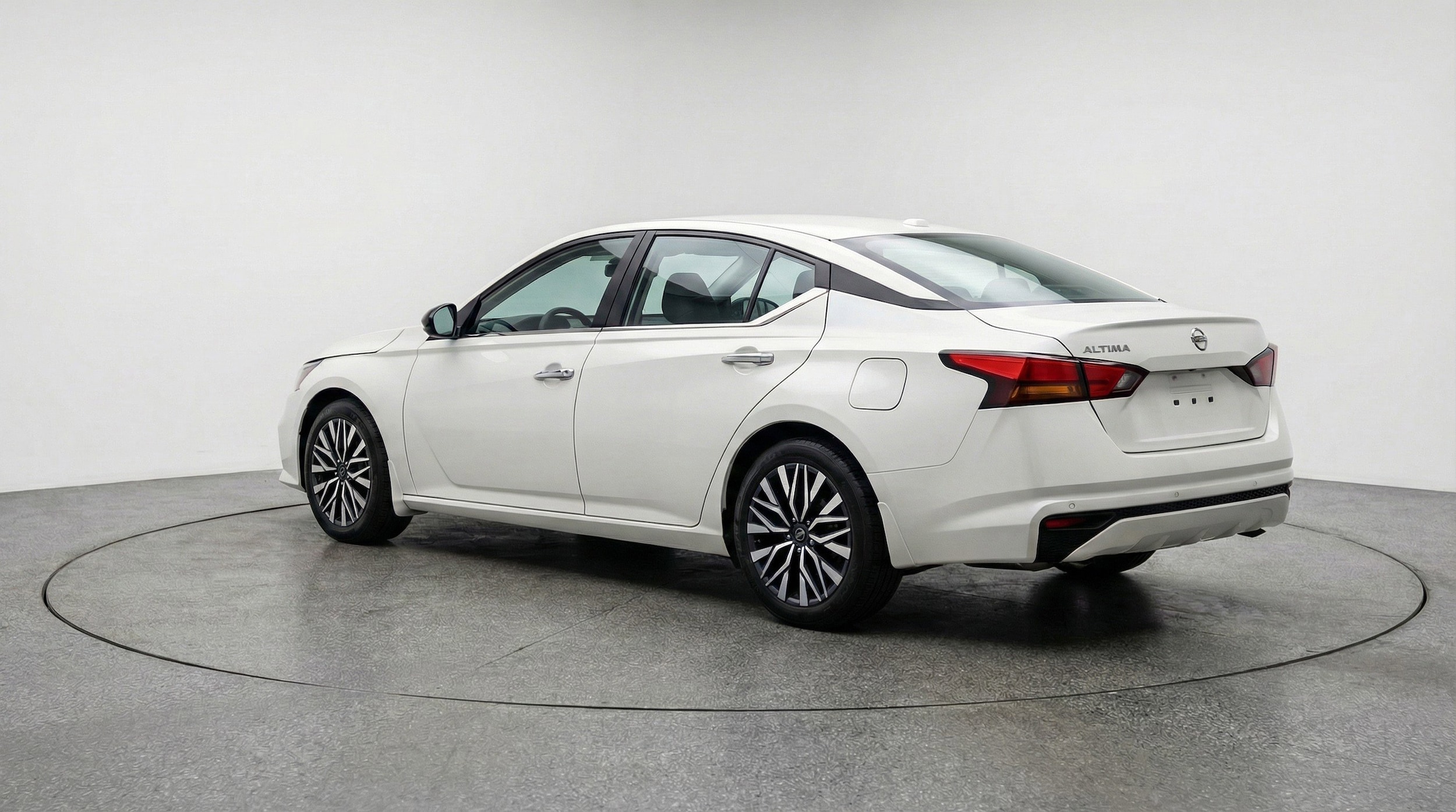 Thumbnail: 2025 Nissan Altima - 6