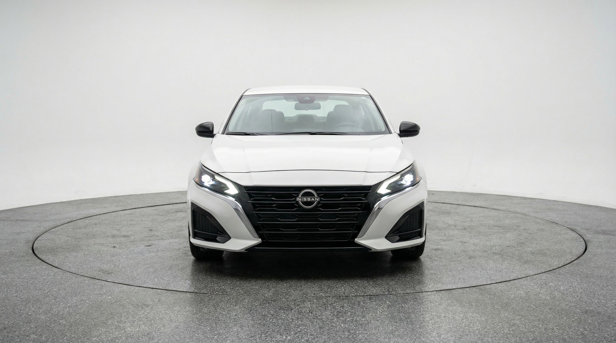 Thumbnail: 2025 Nissan Altima - 2