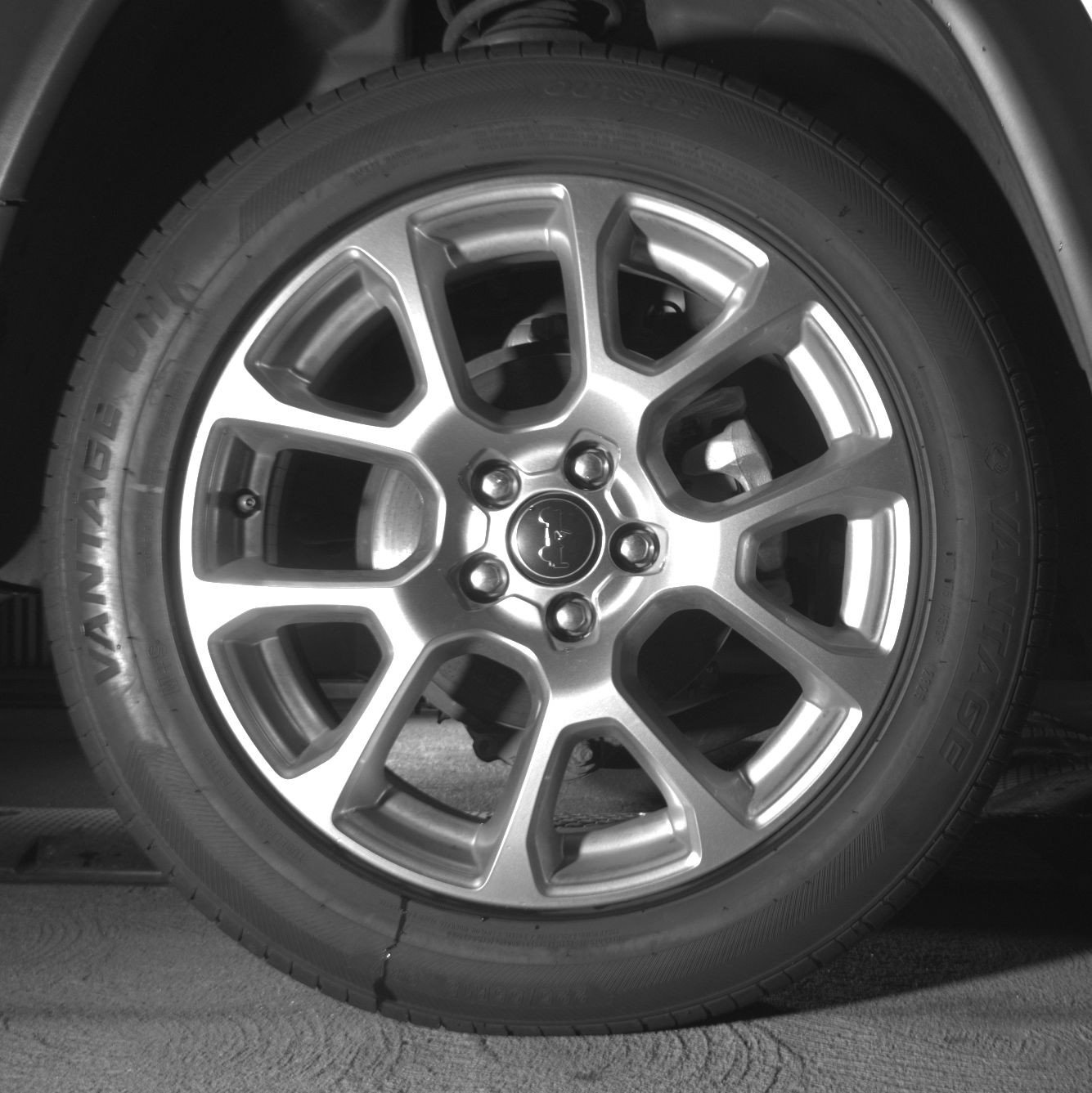 Thumbnail: 2025 Jeep Compass - 15