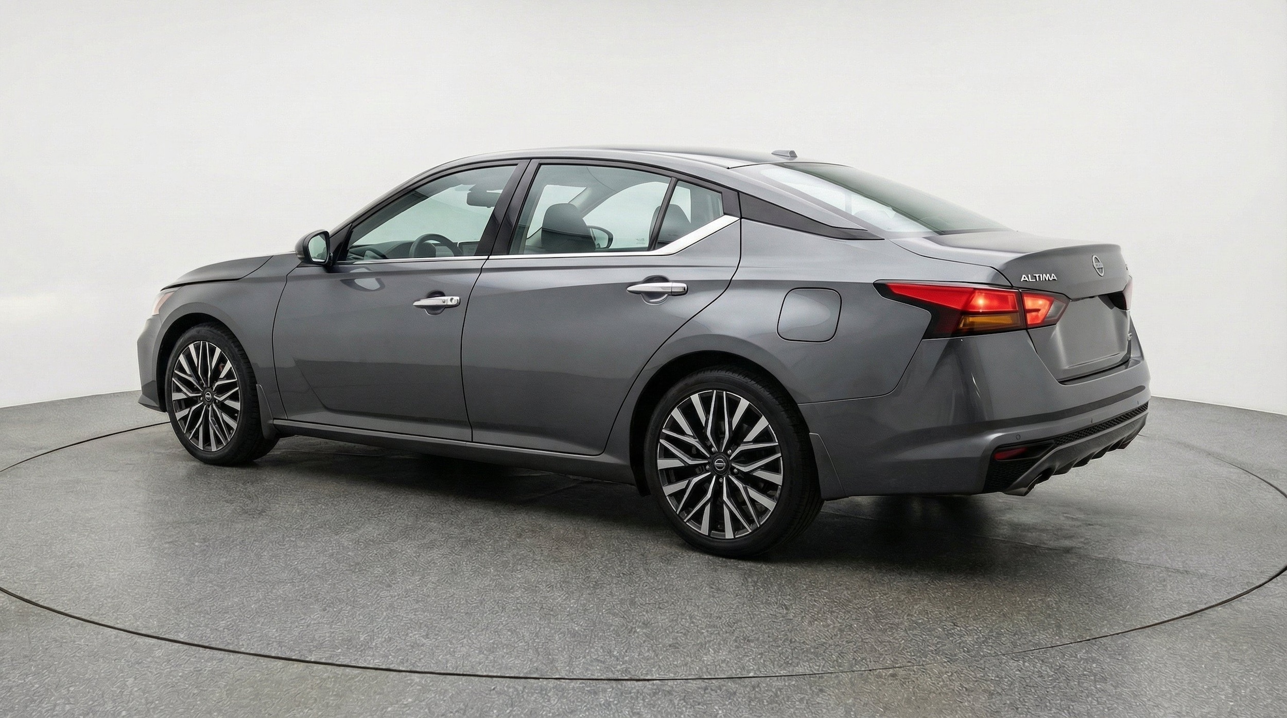 Thumbnail: 2025 Nissan Altima - 6