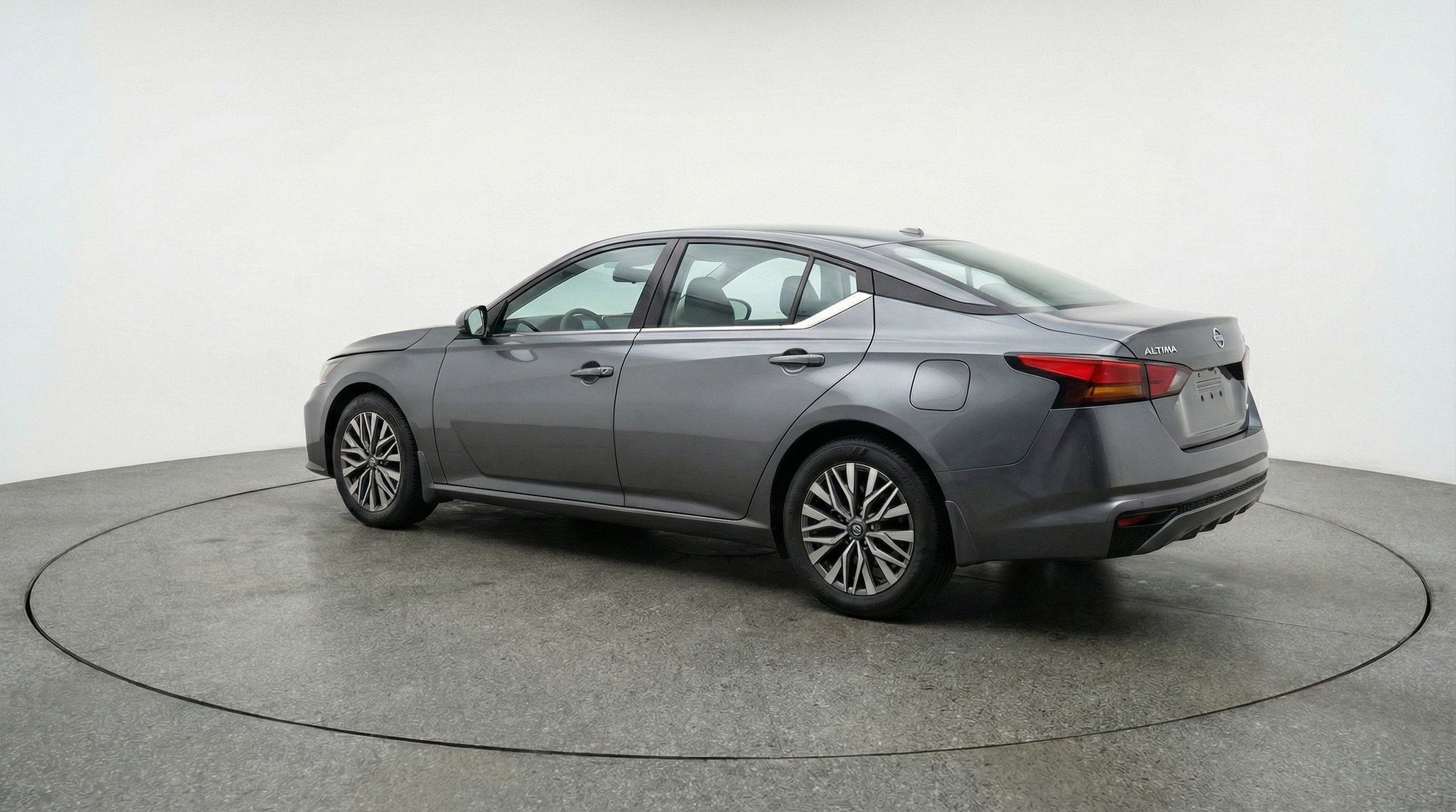 Thumbnail: 2025 Nissan Altima - 6