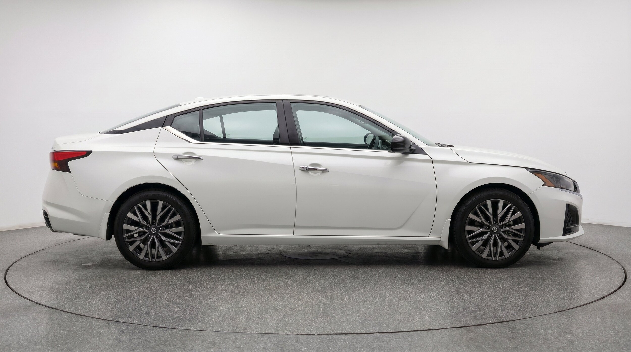 Thumbnail: 2025 Nissan Altima - 11
