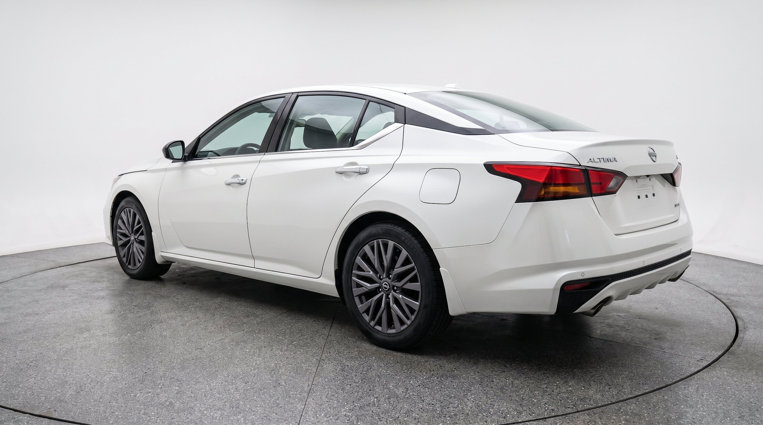 Thumbnail: 2025 Nissan Altima - 6
