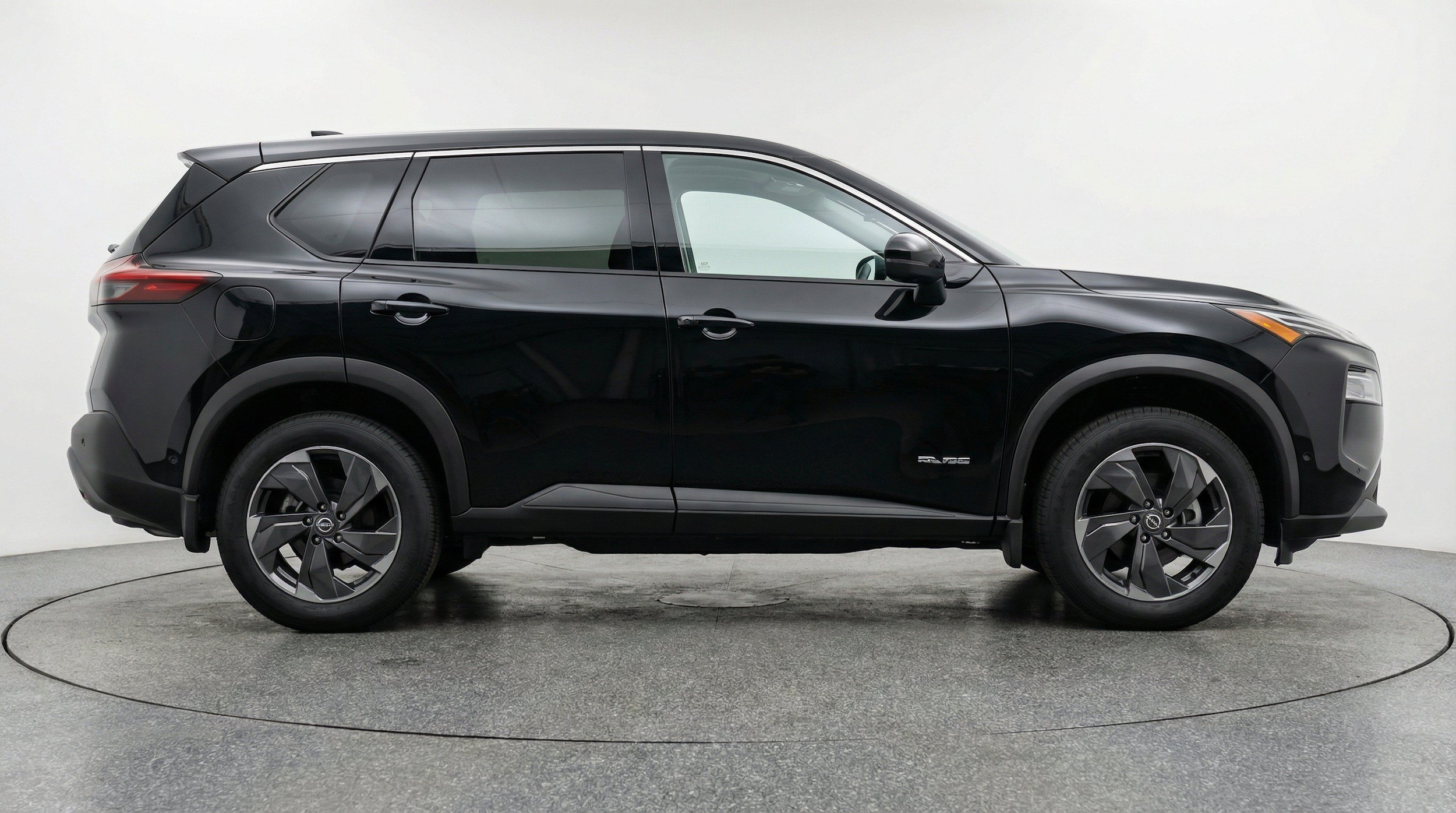Thumbnail: 2025 Nissan Rogue - 11