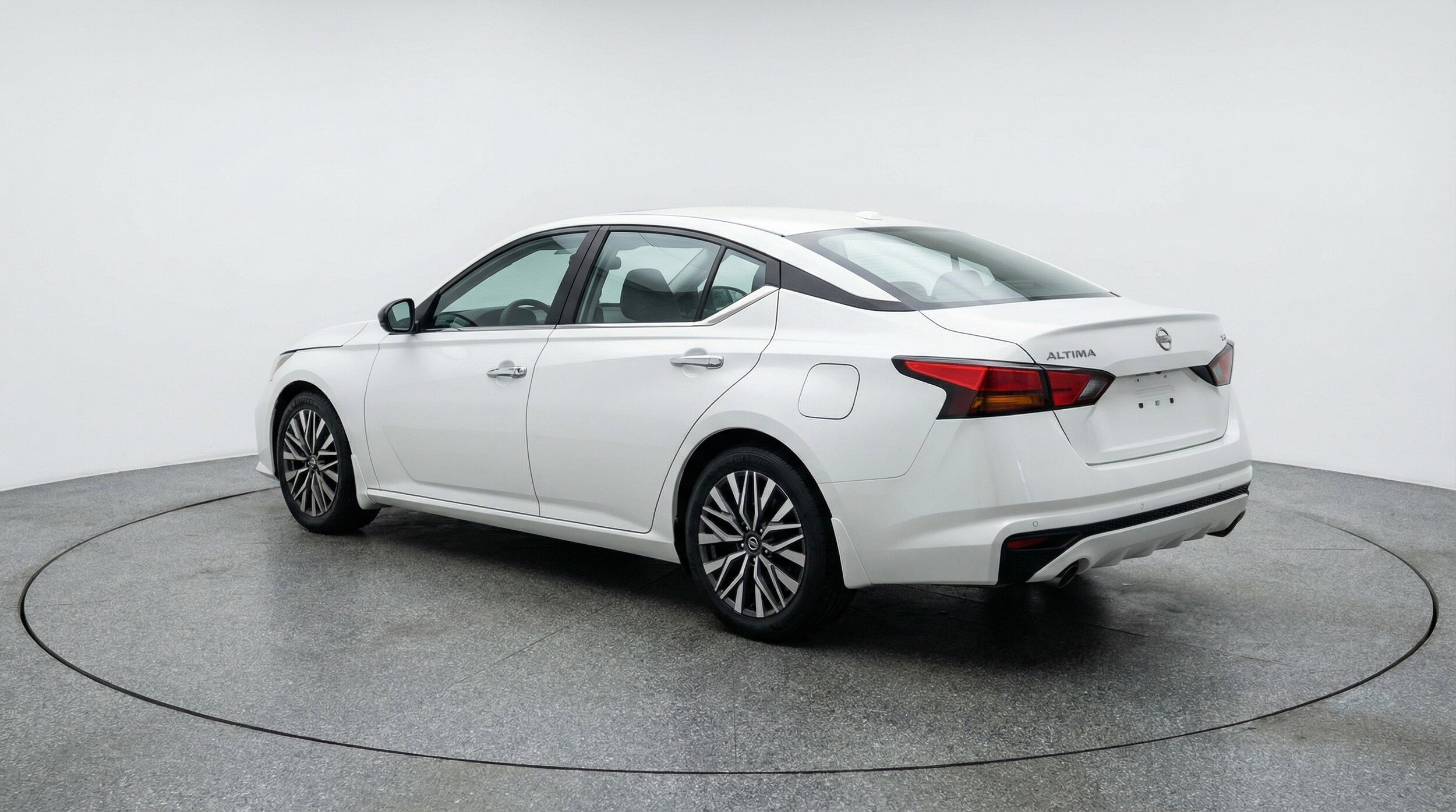 Thumbnail: 2025 Nissan Altima - 6