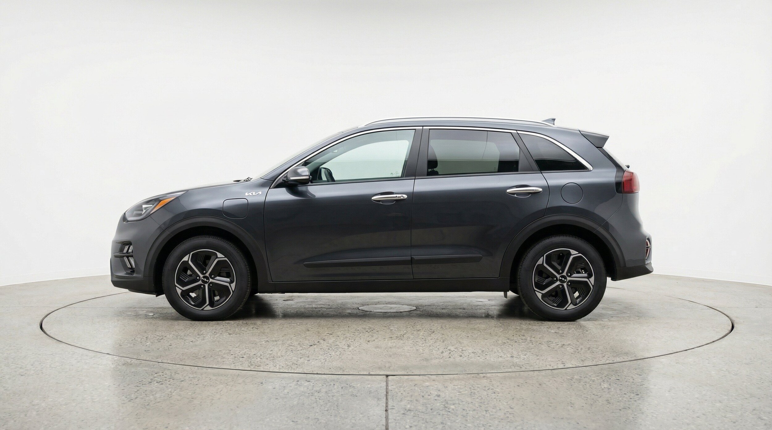 Thumbnail: 2026 Kia Niro - 5